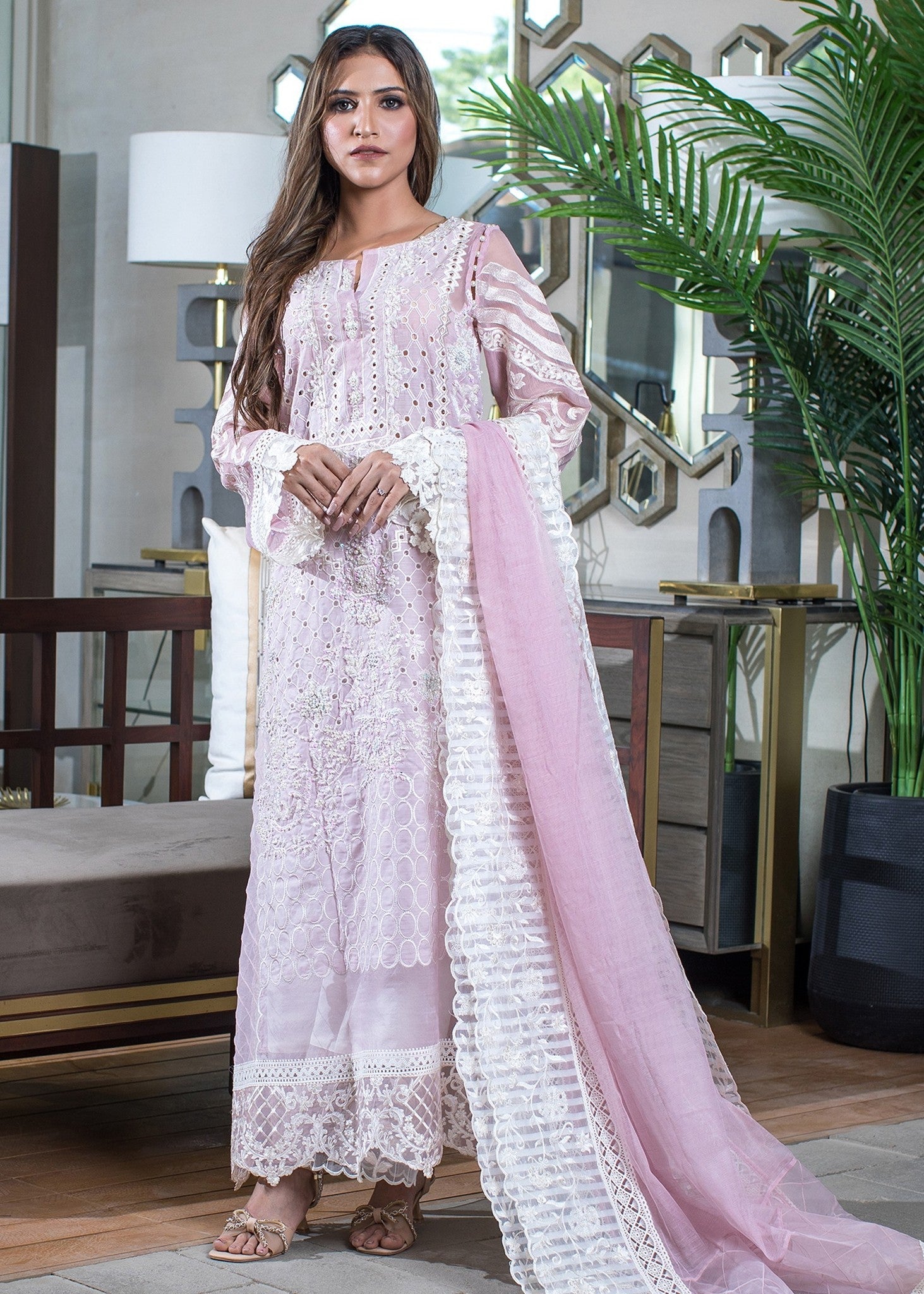 khaddi silk Unstitched in Pastel pink