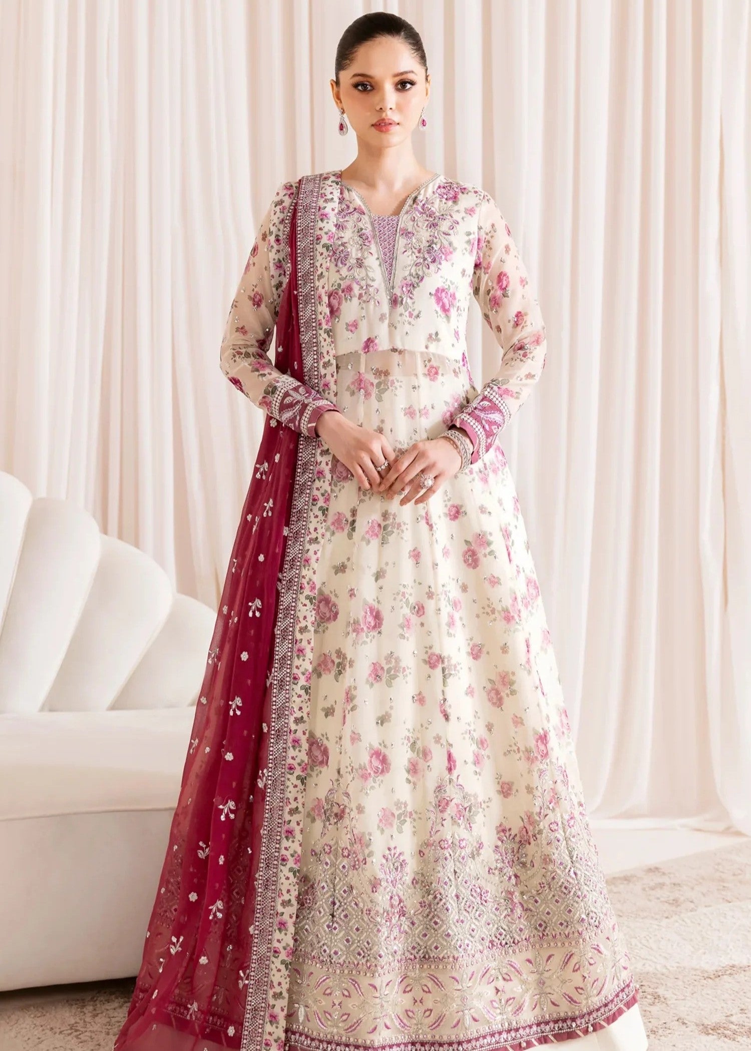 chiffon Maxi in Blush pink, white
