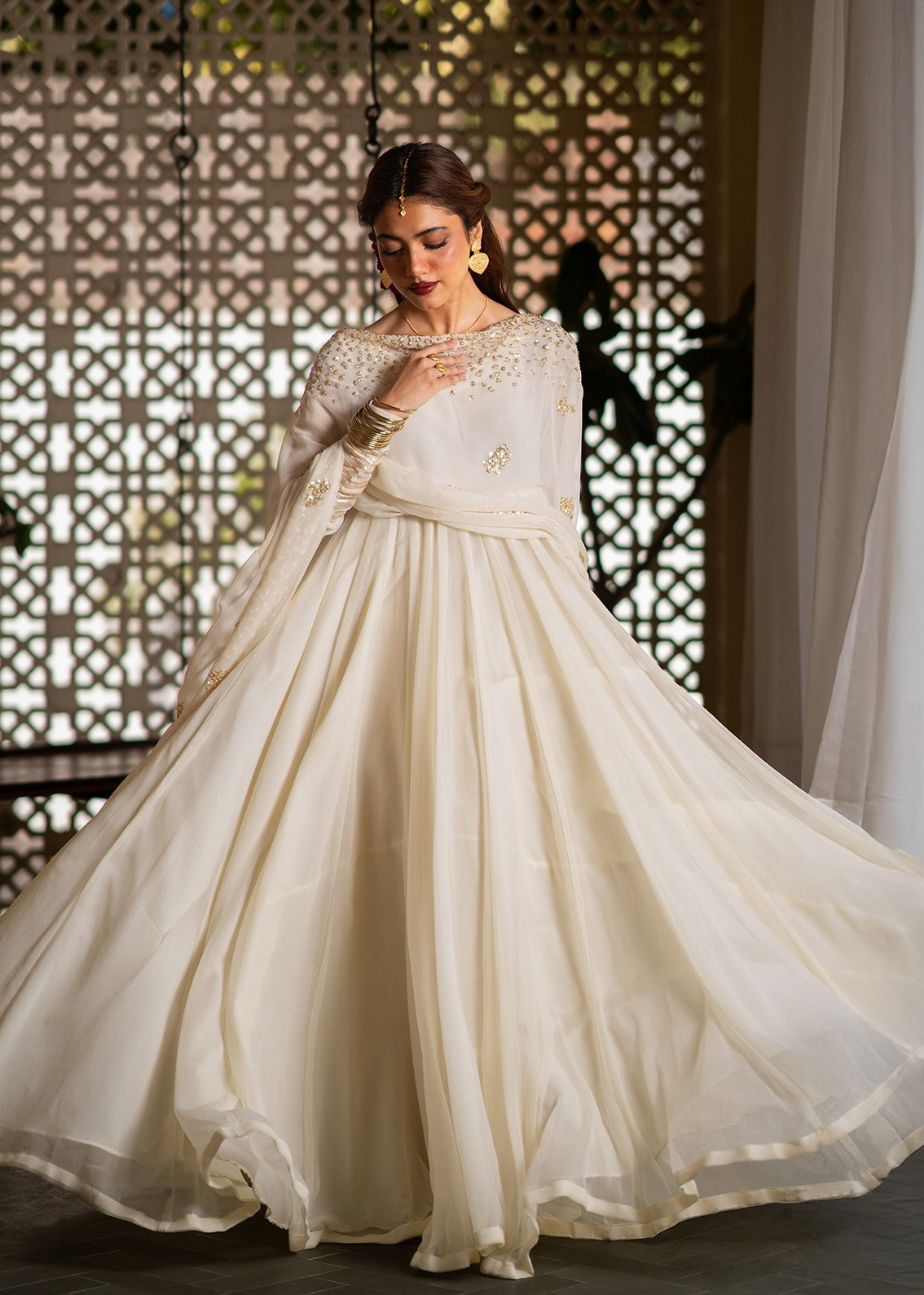 bemberg crinkle chiffon Pishwas in Eggshell