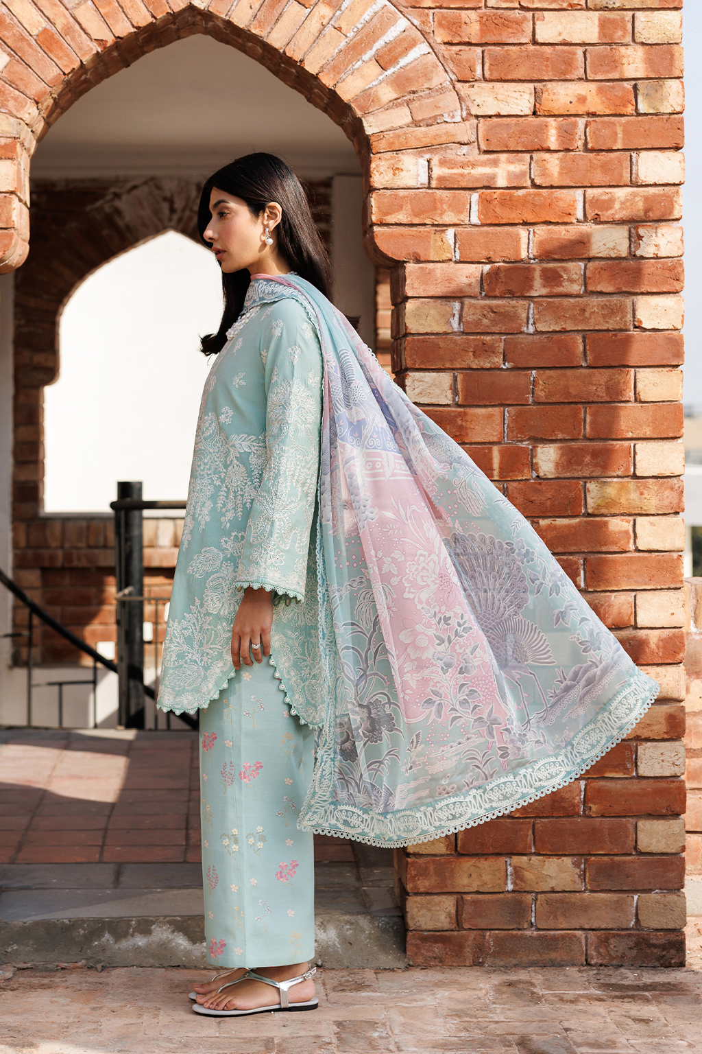 Mirabelle Festive Luxury Lawn – ISOLDE