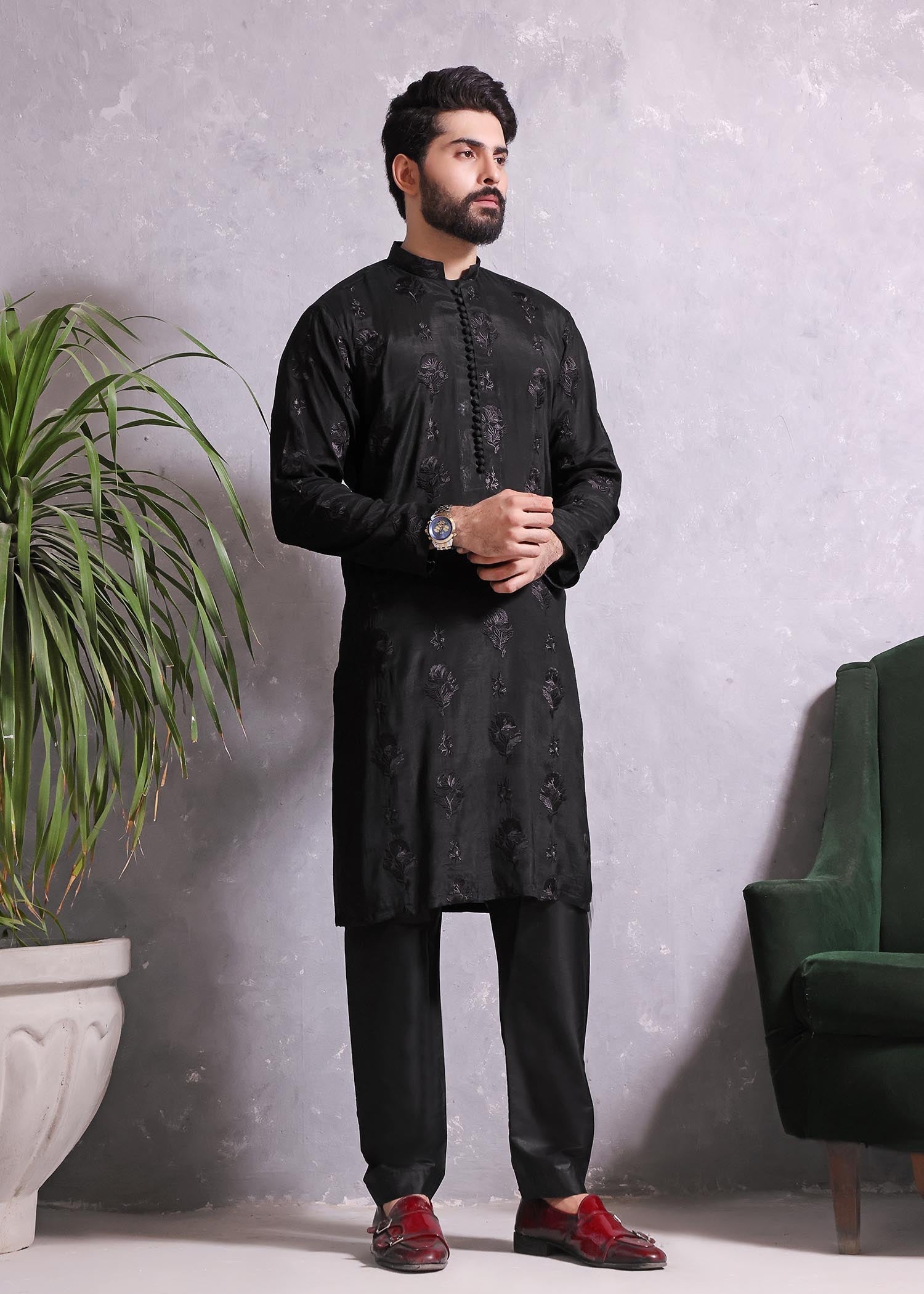 masuri Kurta Set in Black