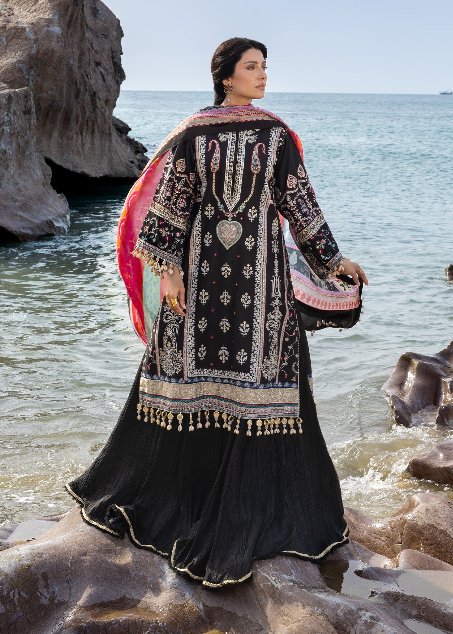 Festive Luxury Lawn – Kohl