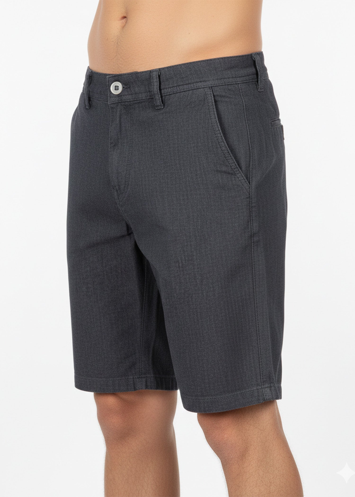denim Shorts in Jet black