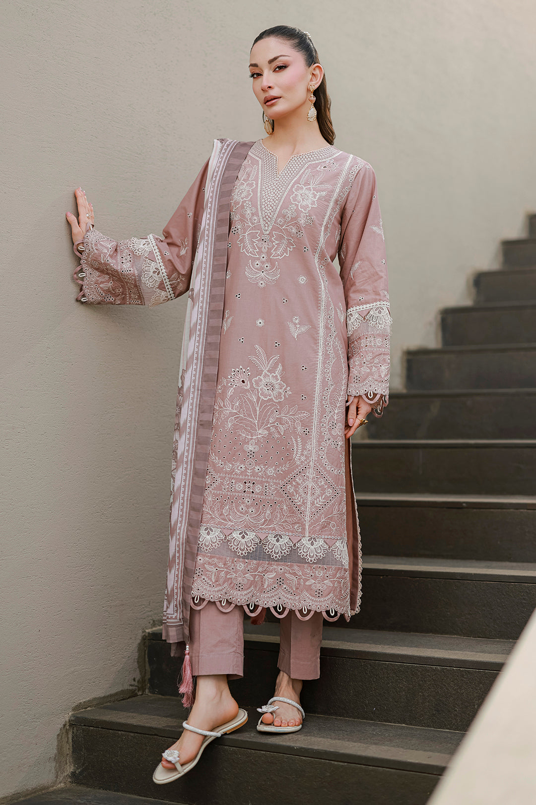 Chikankari Lawn – Z-4058