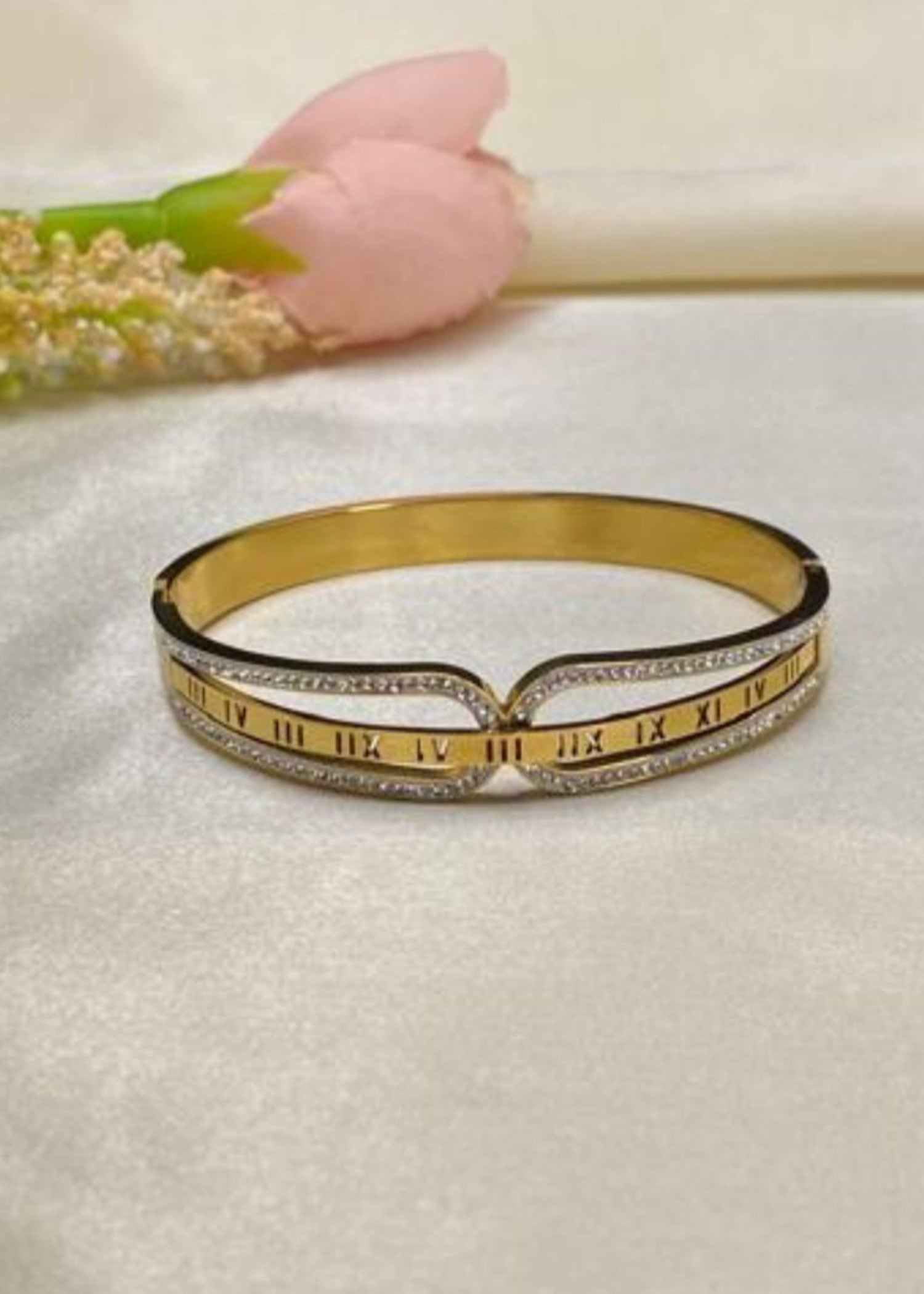 Bangles in Gold Color by - Trendy Women Bangles AKO3510