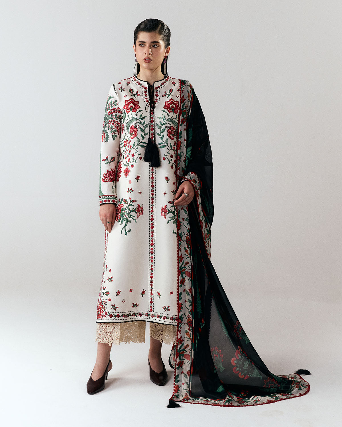 Jugnu Luxury Lawn Edit – Inali