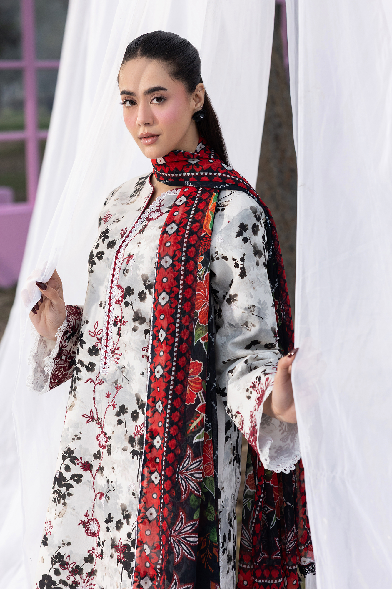 Printkari Lawn – E-10