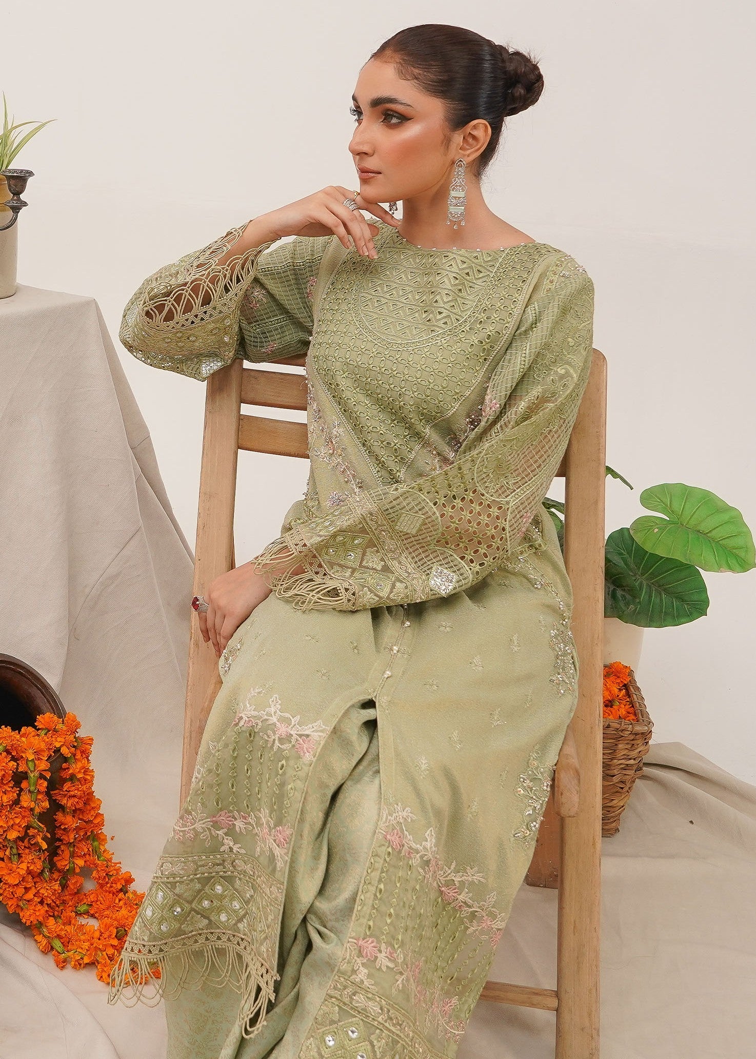 karandi Kurta Set in Green