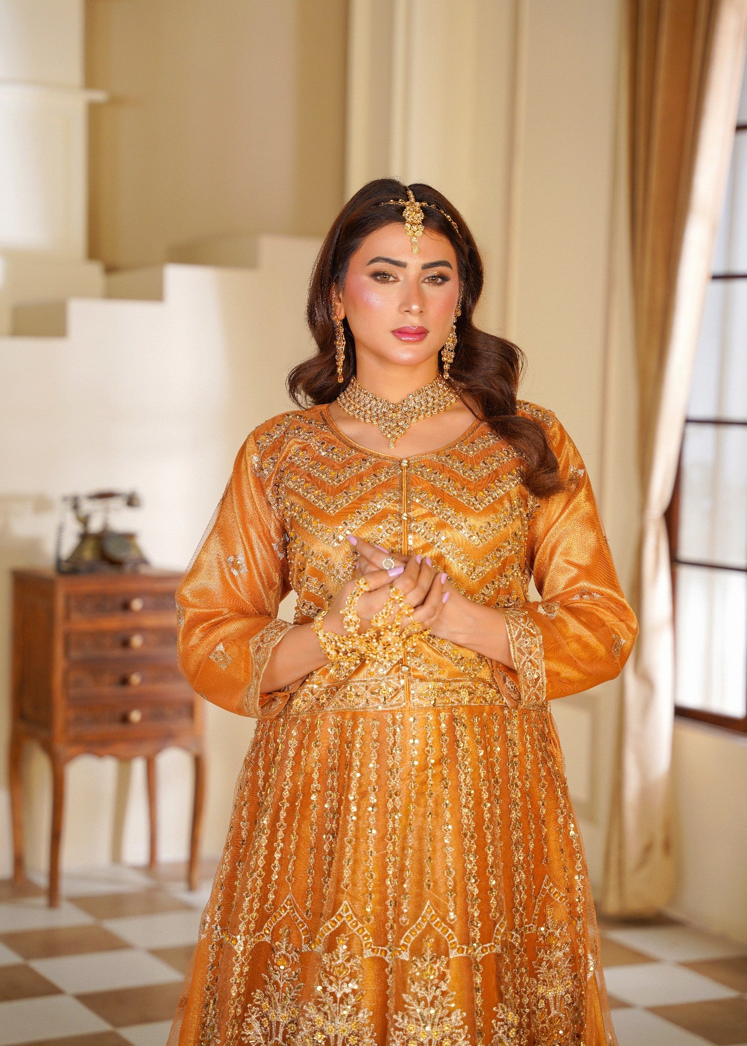 zari net Maxi in Mari gold