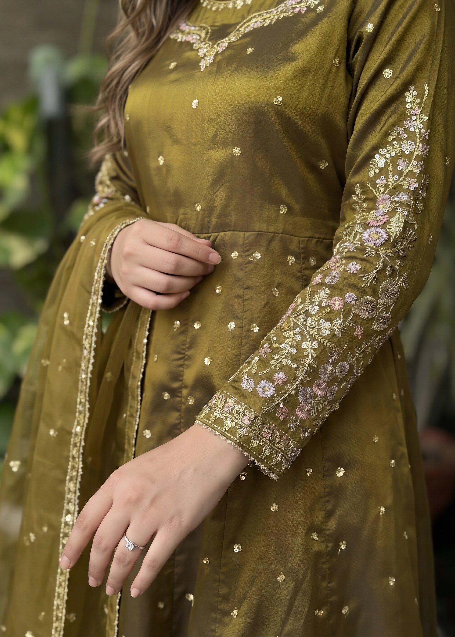 silk Maxi in Olive green