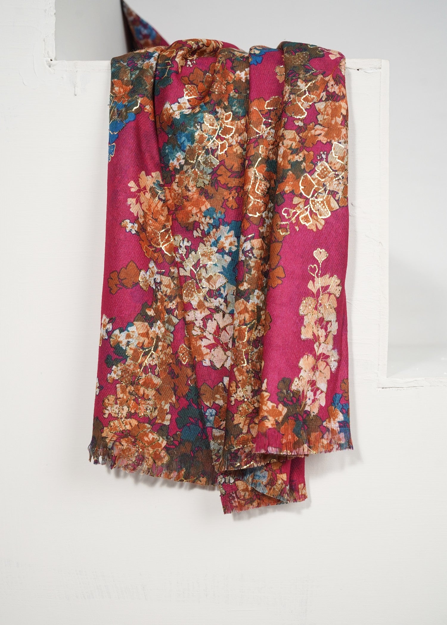 wool Hijab in Multi, magenta haze