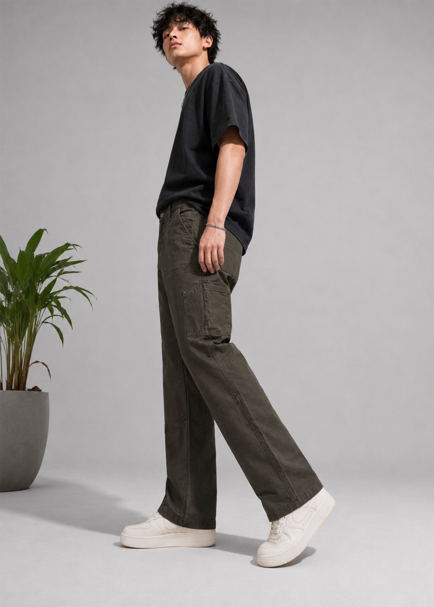 cotton Pants in Black olive