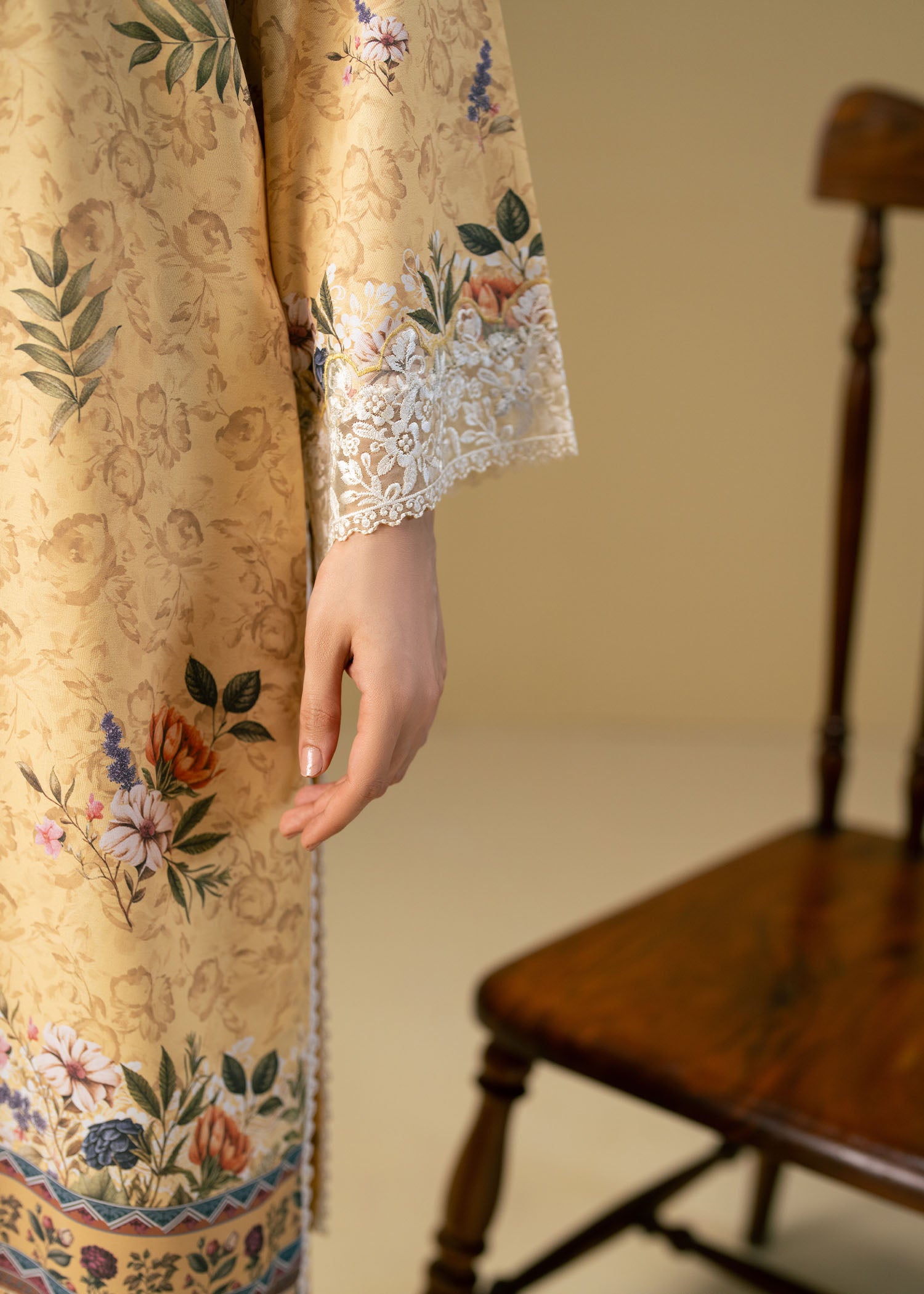 lawn Co Ord Sets in Lemon chiffon
