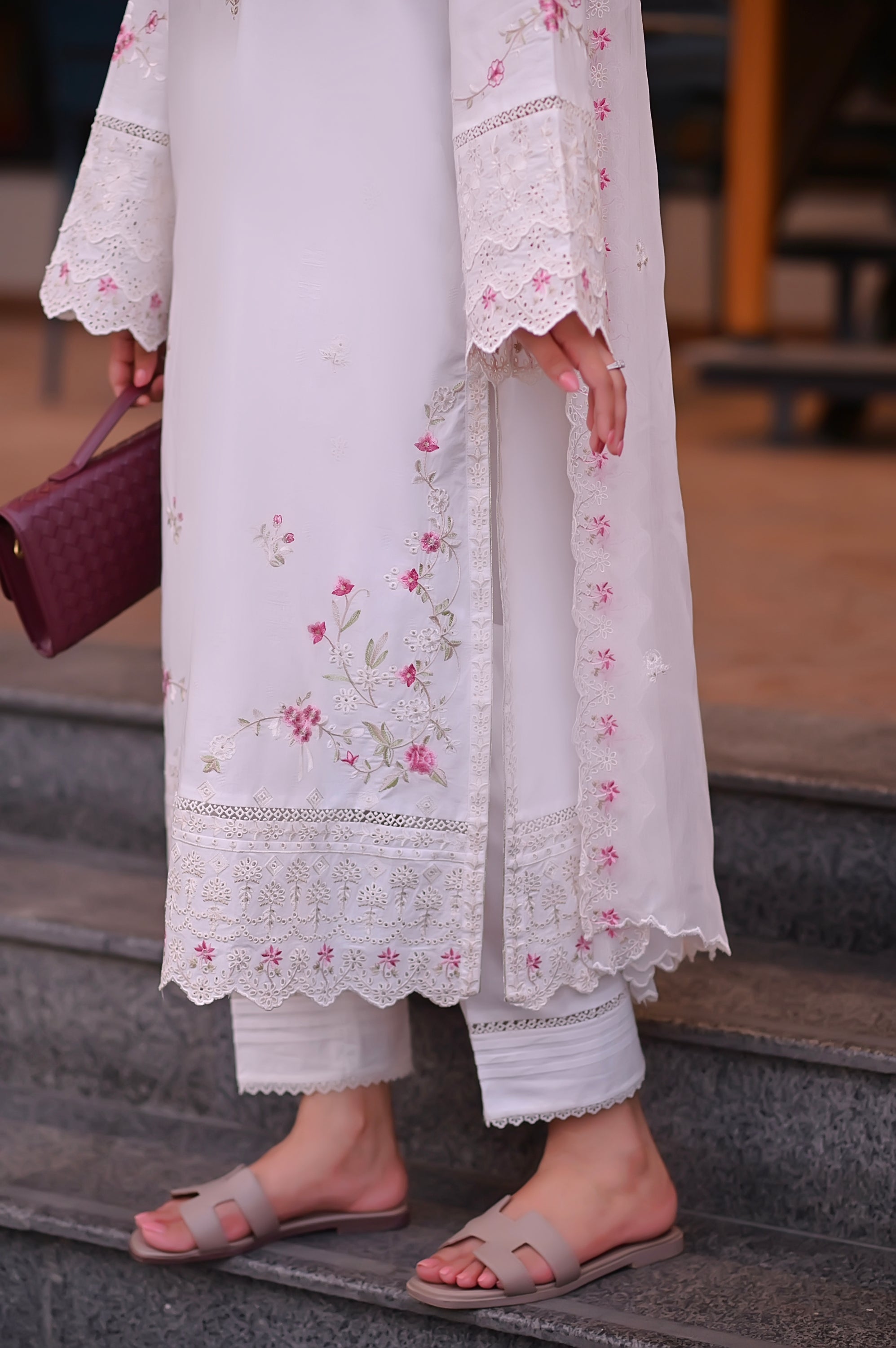 jacquard Unstitched in Off-white