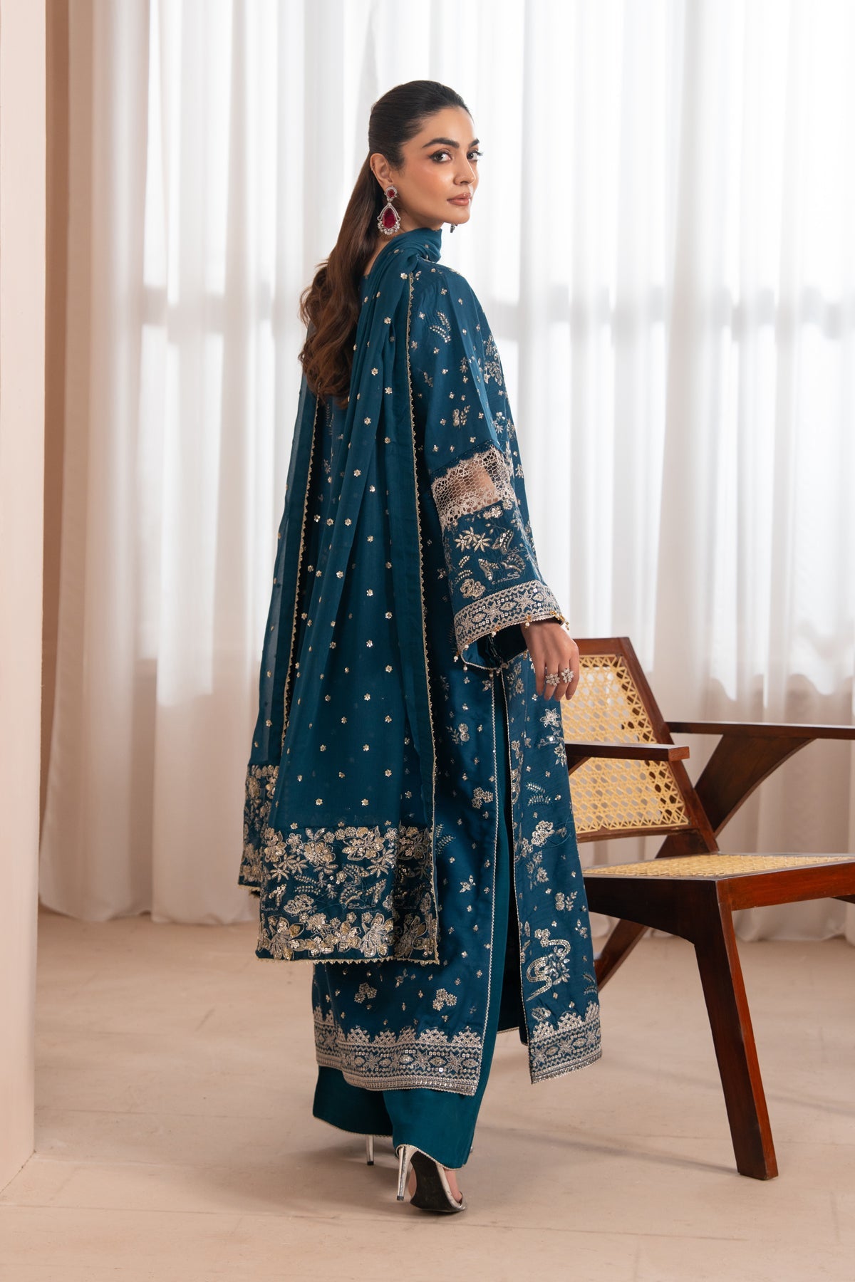 Zaeva Luxury Festive Formals – SAZIL