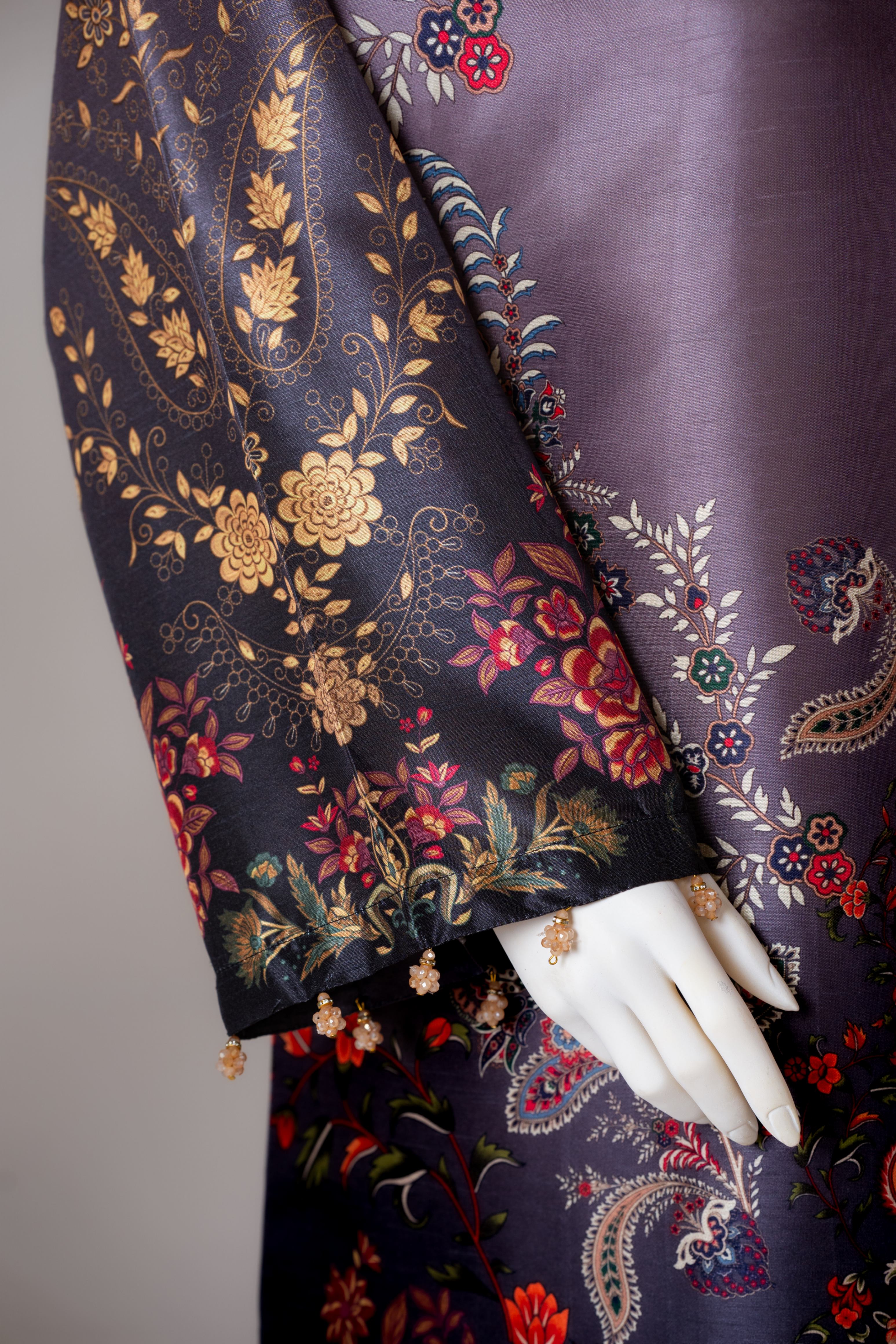 silk Kurta Set in Black, mauve