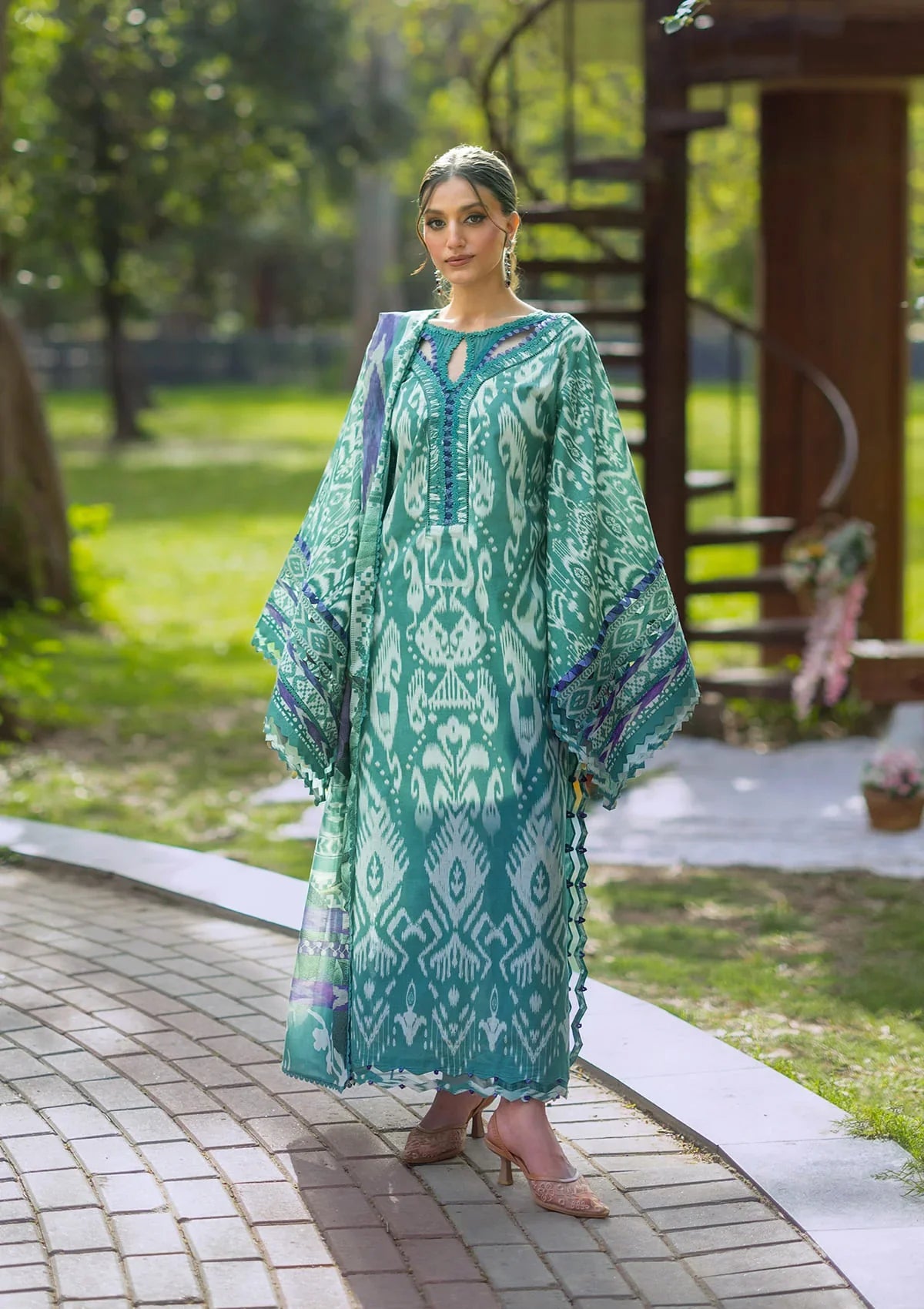 Bridgerton Prints Lawn – EPB-1A NIA MARE
