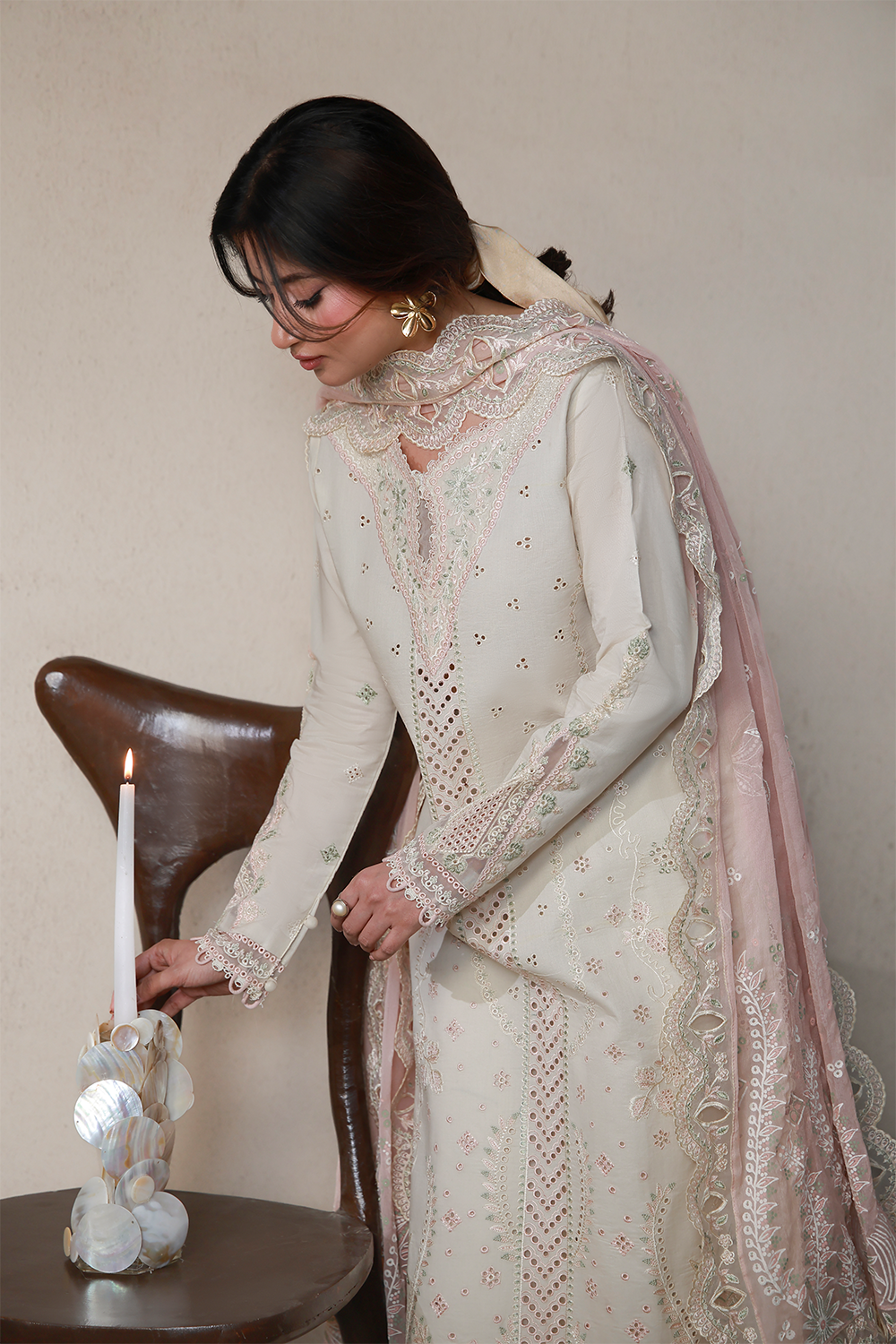 Saagar Festive Luxury Lawn – NAIRAH (AL-06)