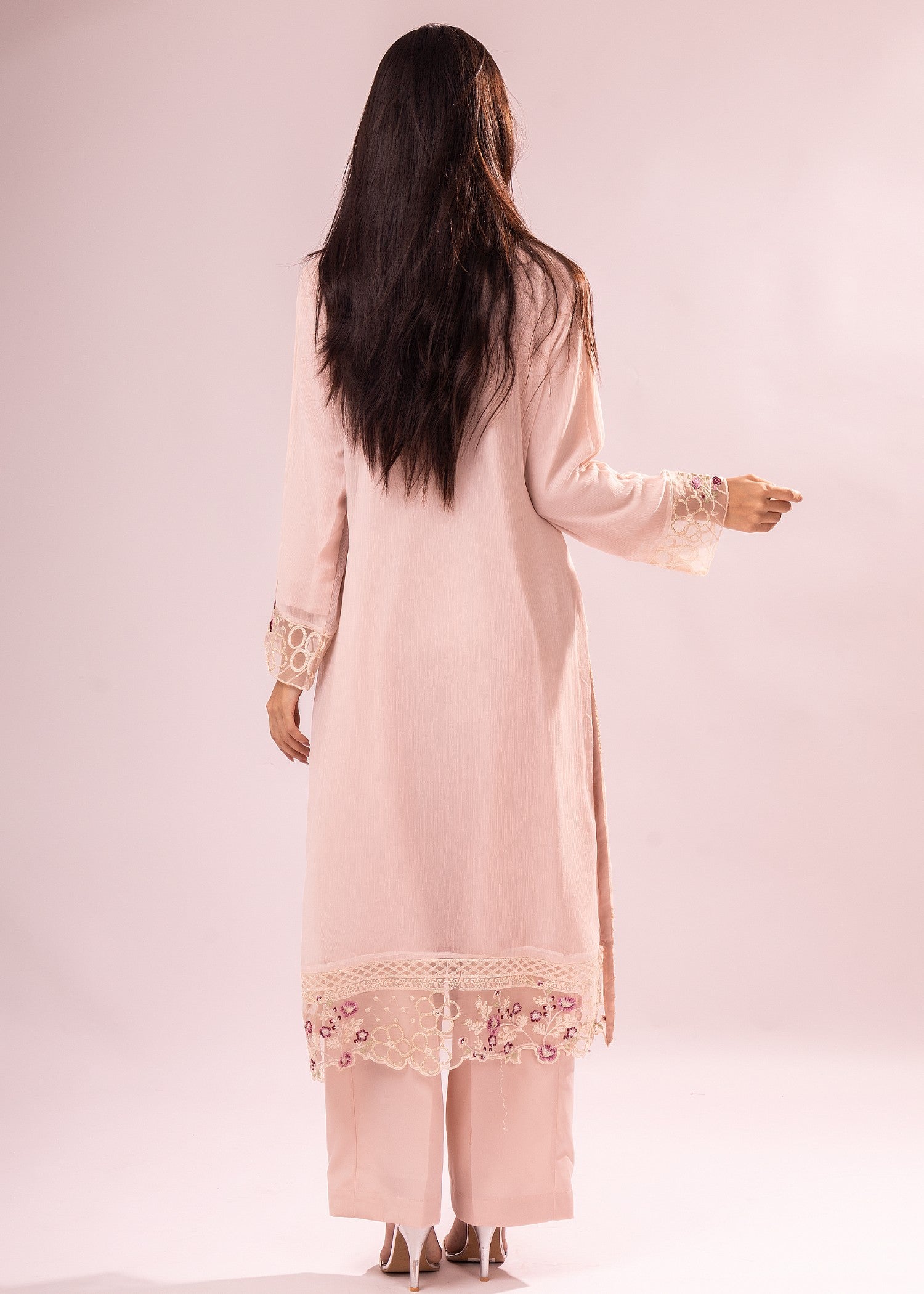 bemberg crinkle chiffon Unstitched in Pastel pink