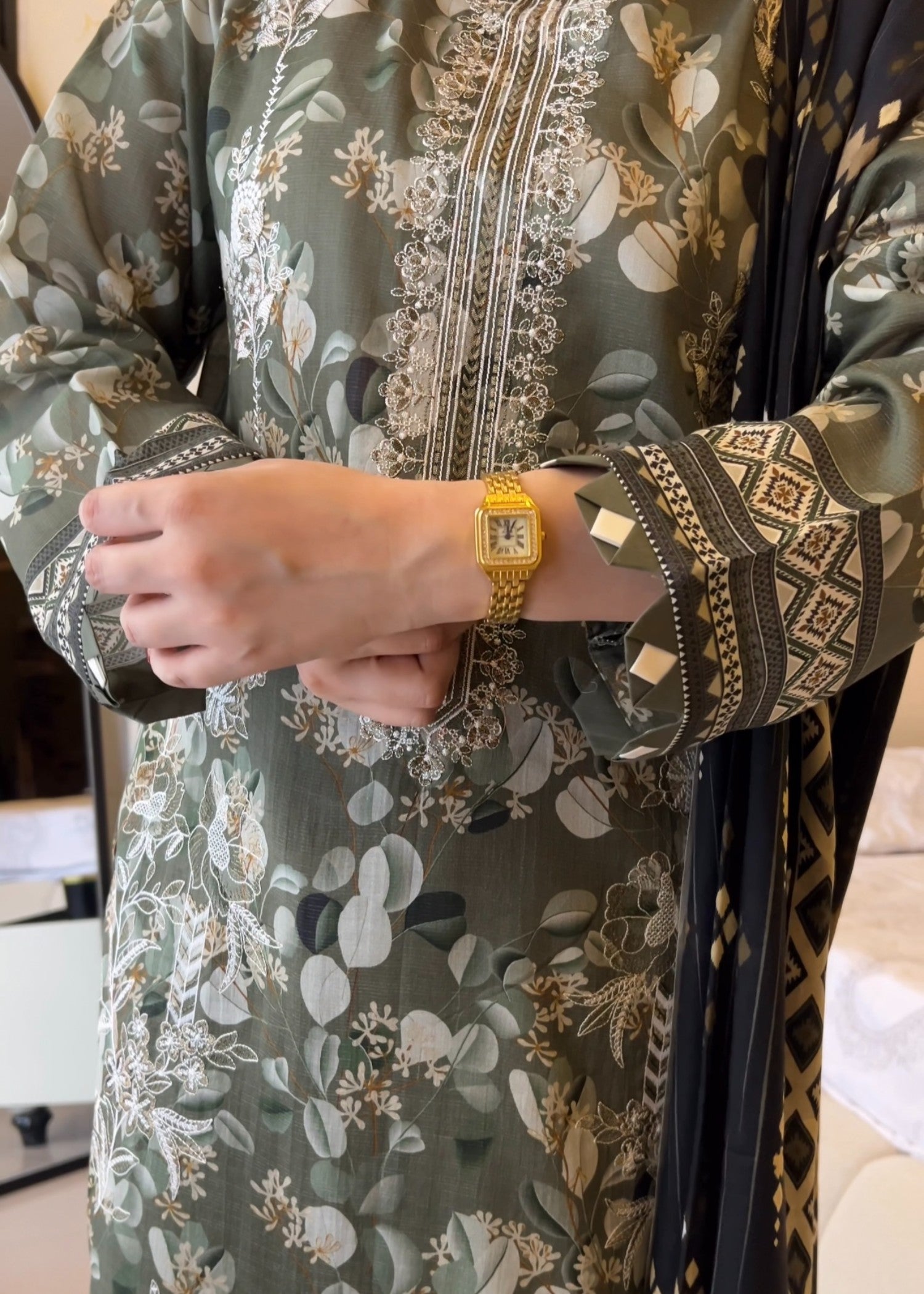 lawn Kurta Set in Army green