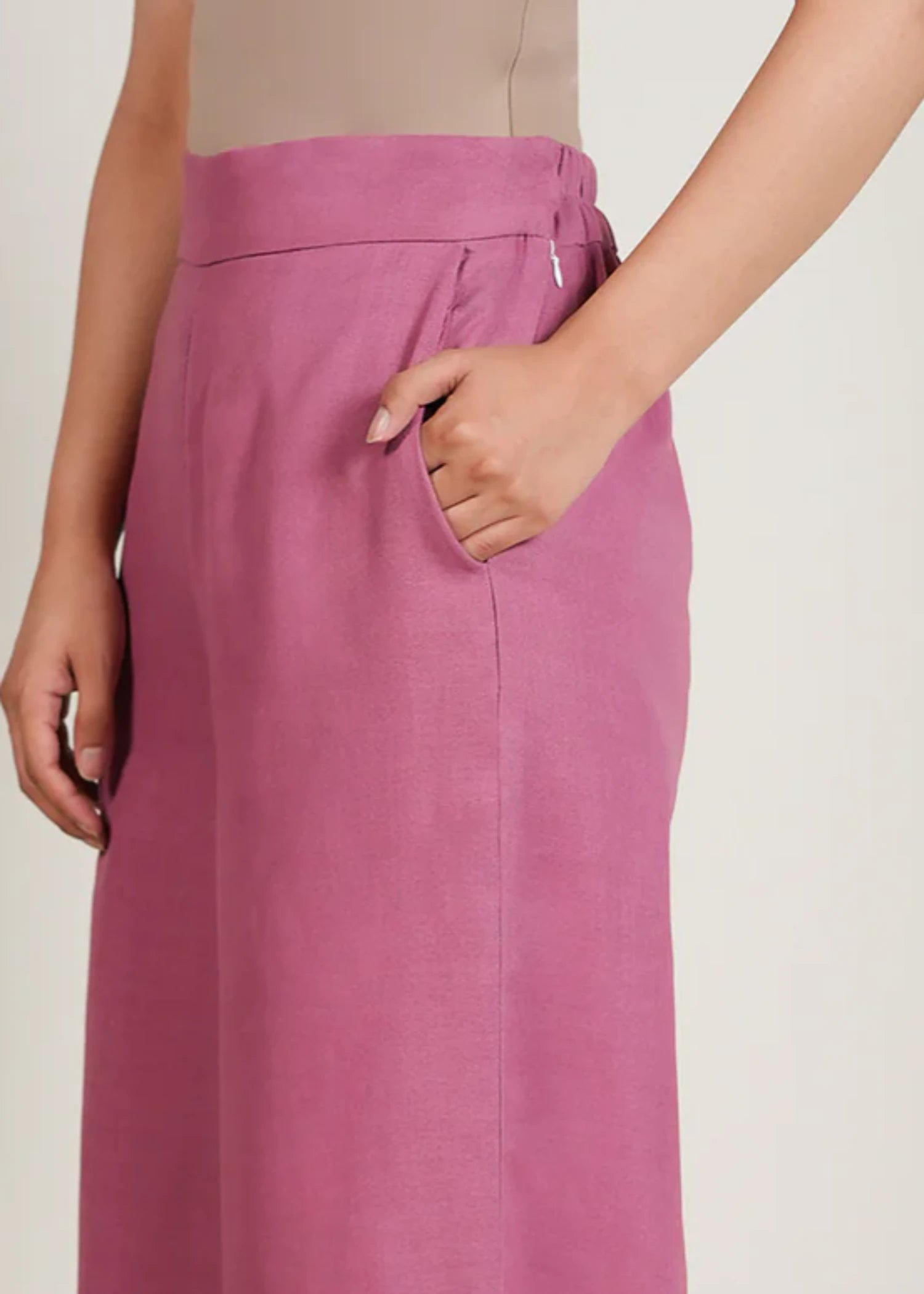 crepe Pants in Pink