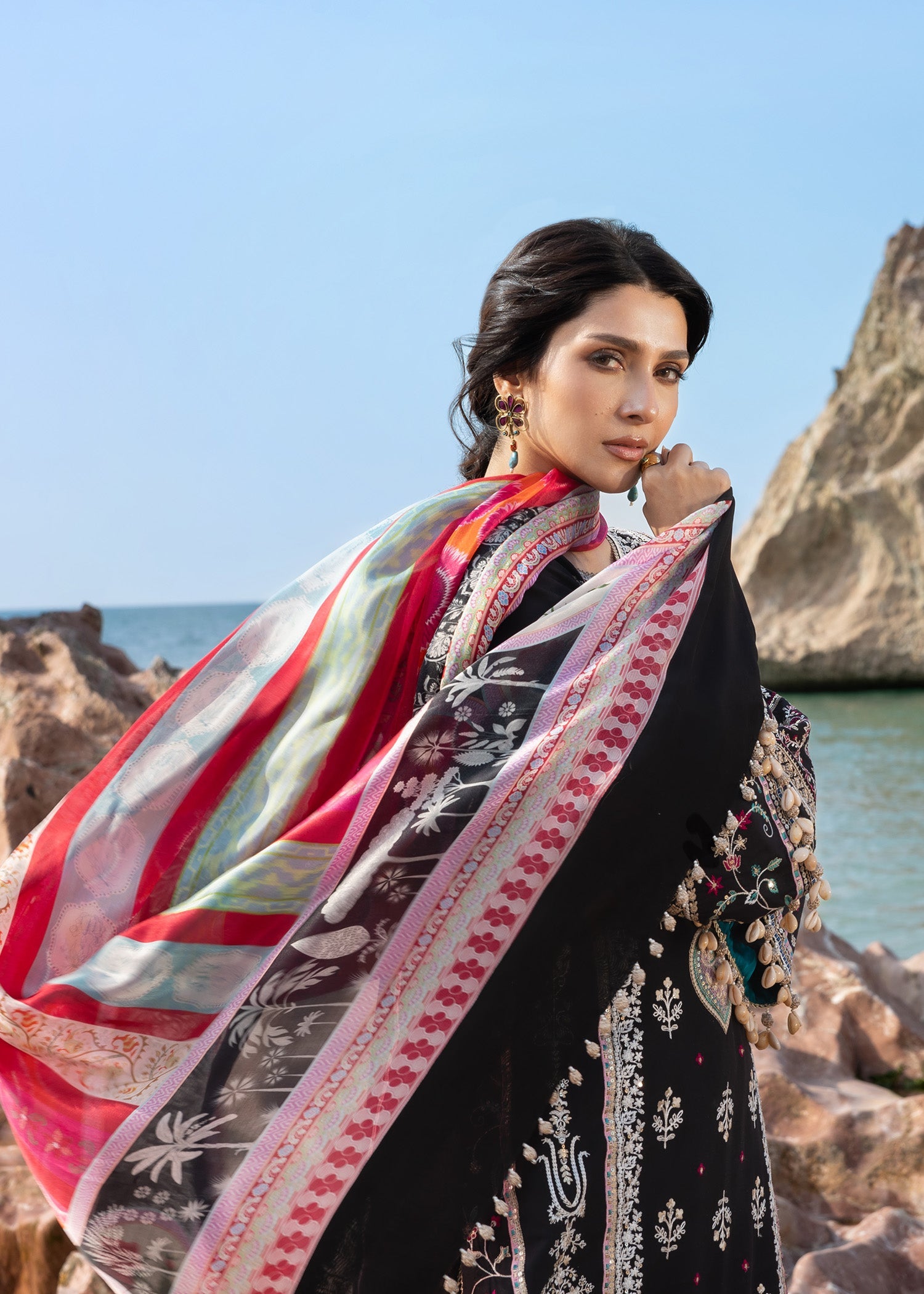 Festive Luxury Lawn – Kohl