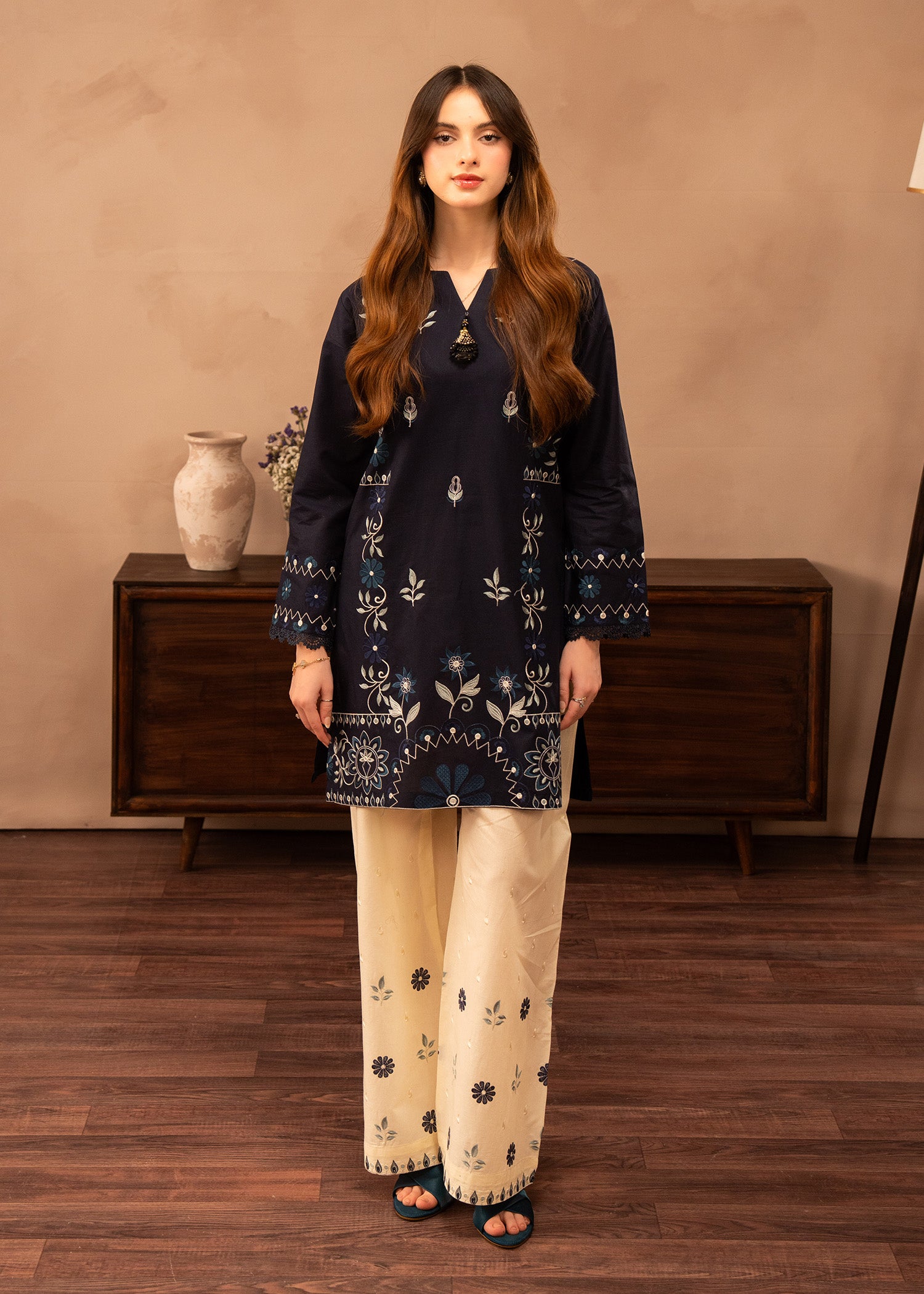 lawn Kurta Set in White, navy blue