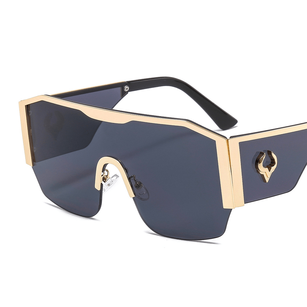 Retro Metal Modern Glamour Large Frame Sunglasses
