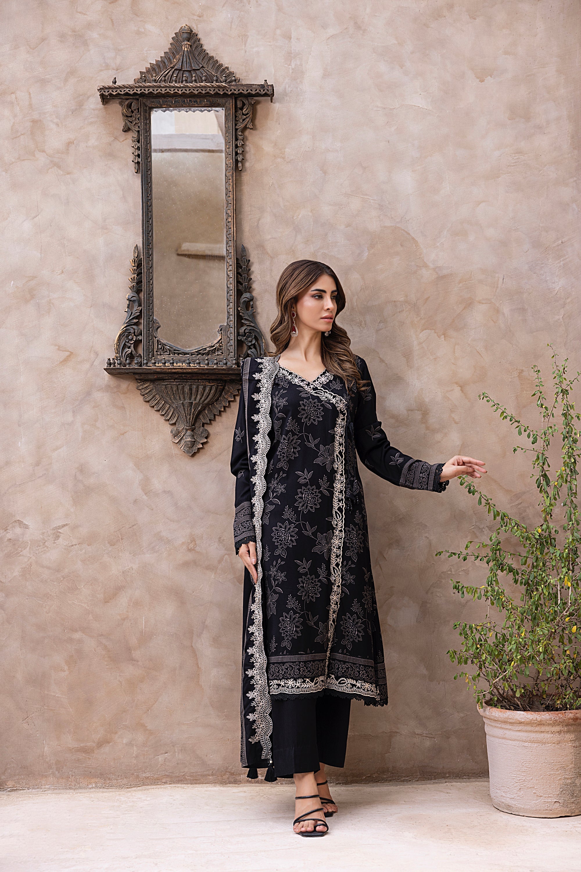 wool Unstitched in Black