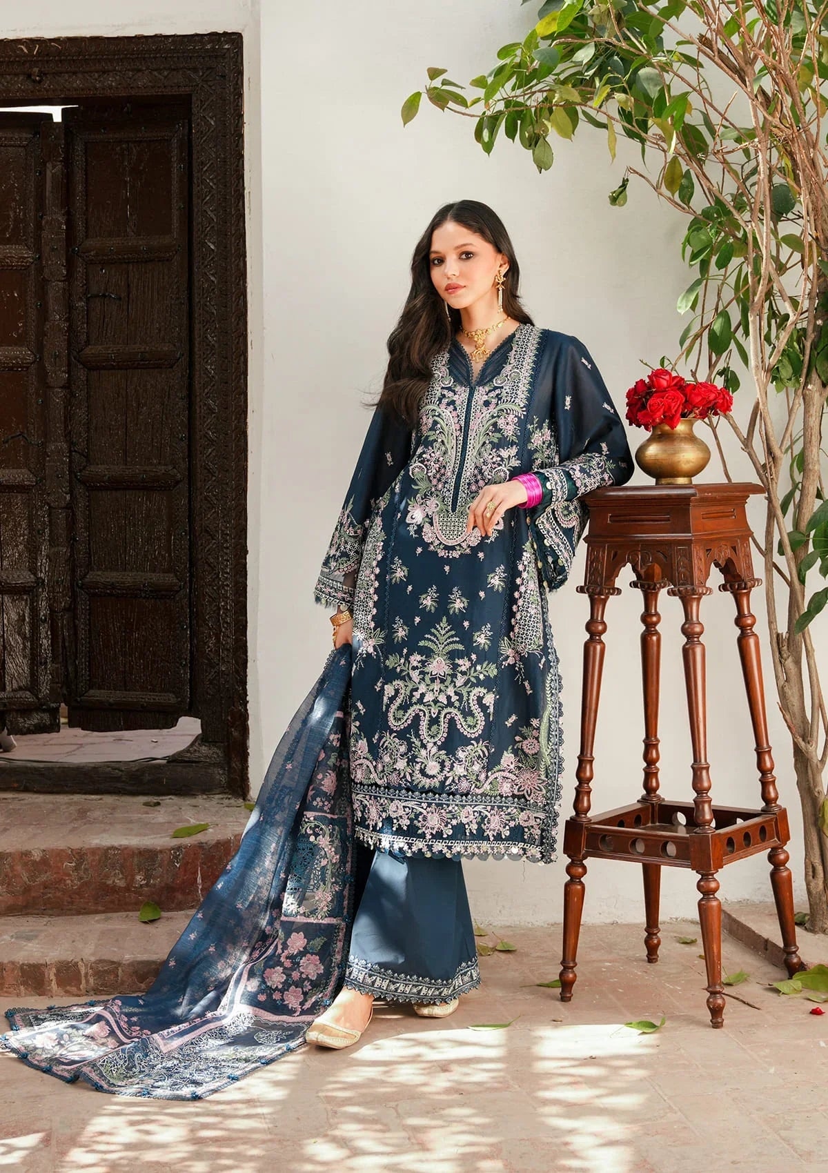 Ek Fasana Luxury Lawn – KLB-1A MALKA