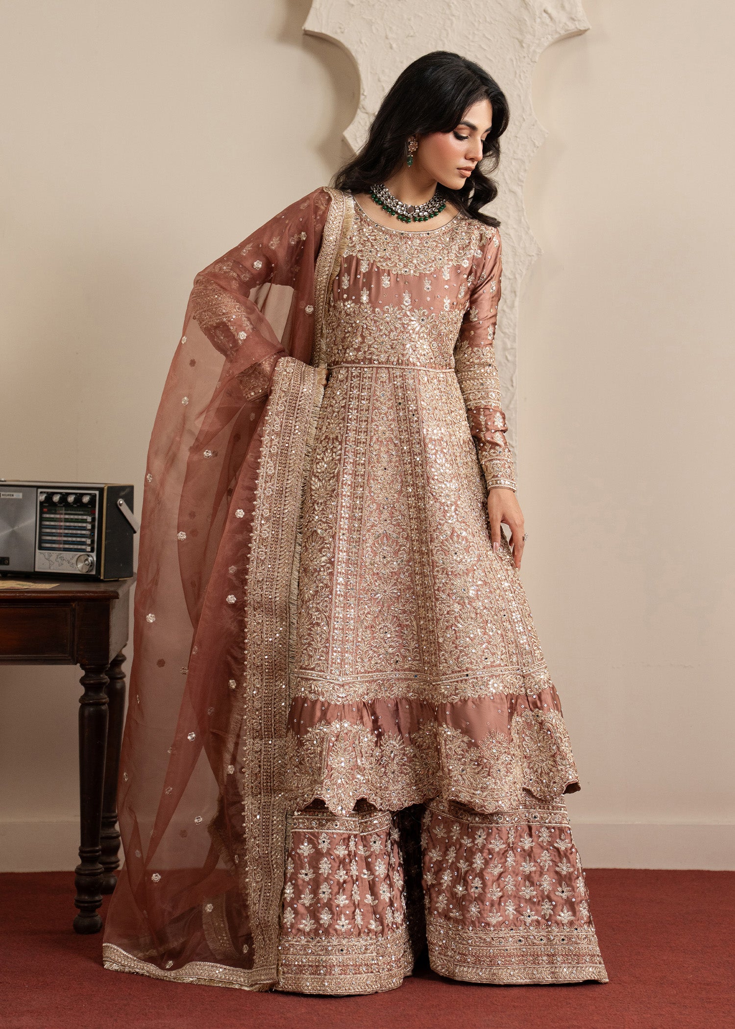 charmuse/shamooz Pishwas in Rosewood