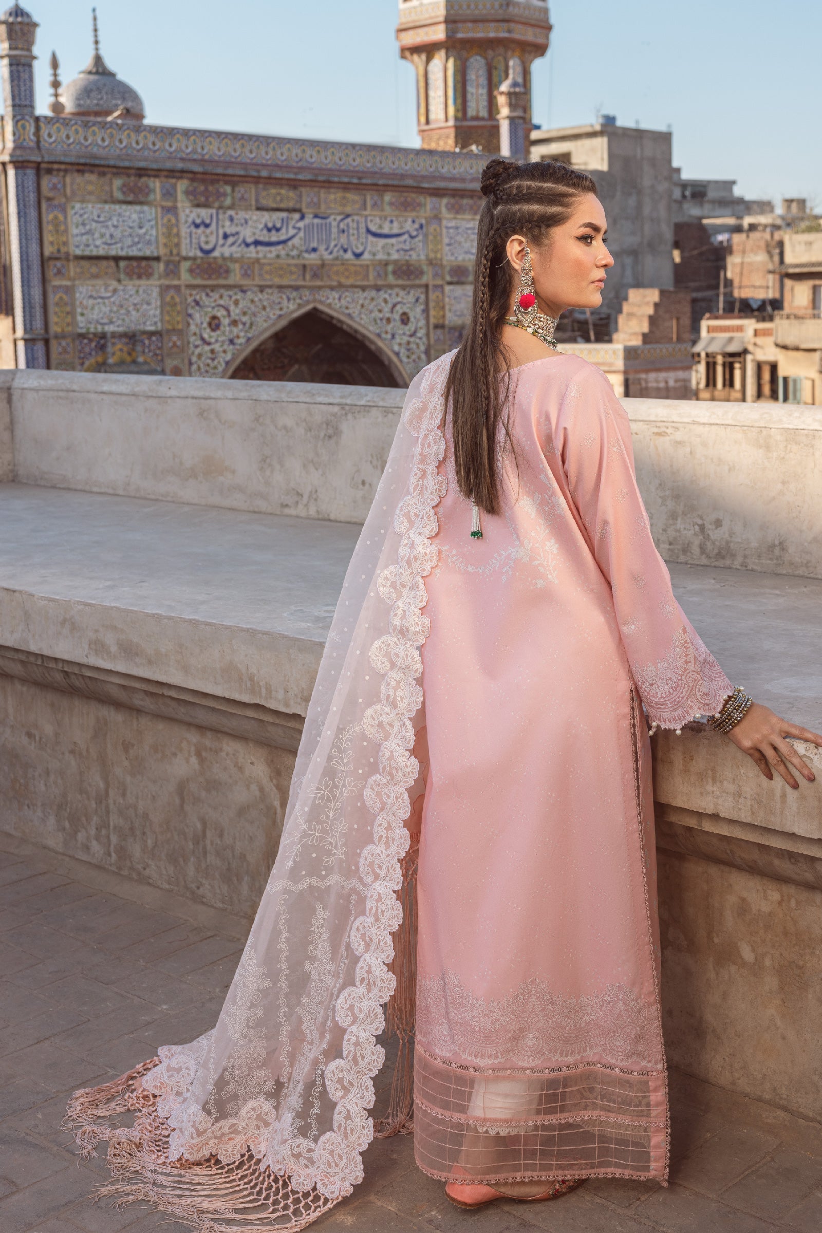 Kinaar Lawn Collection 2023 – Gulaal (SKL-06)