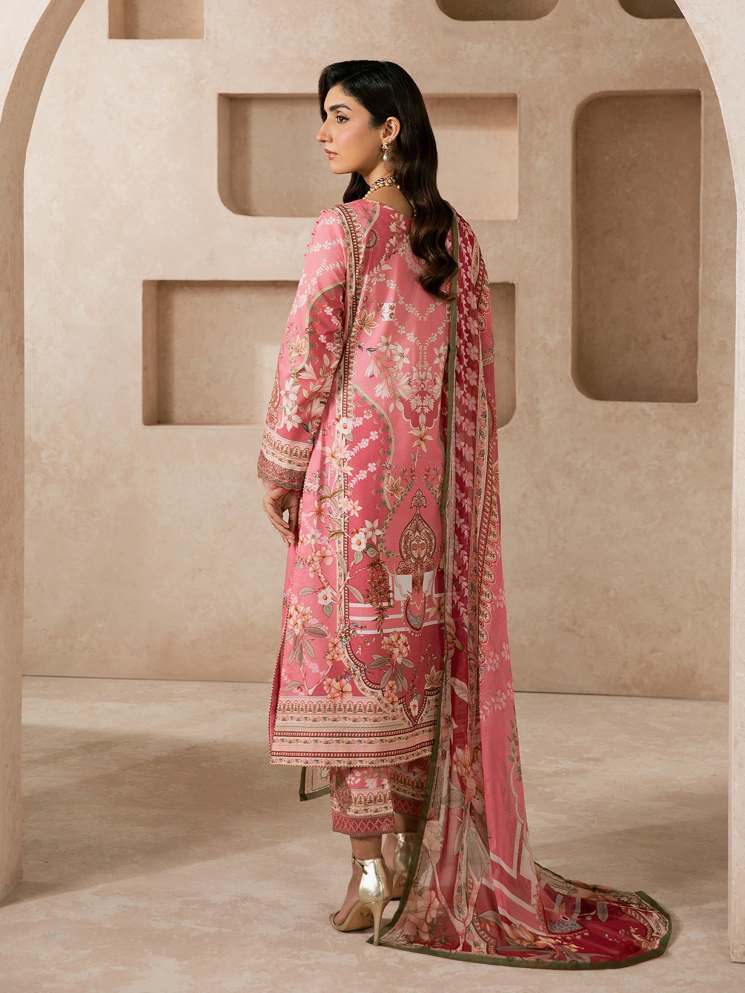 Syra Lawn – Floren