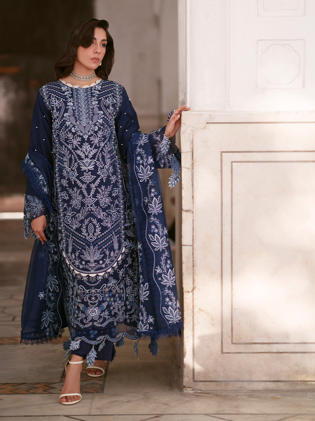 Nilofer Luxury Lawn – NL-04