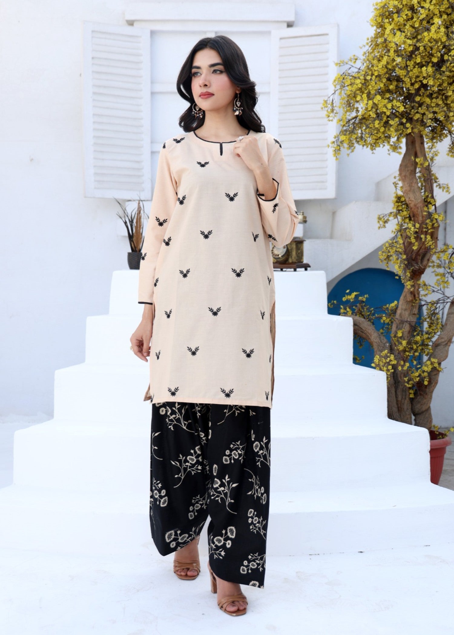 cotton Kurta Set in Black, cream