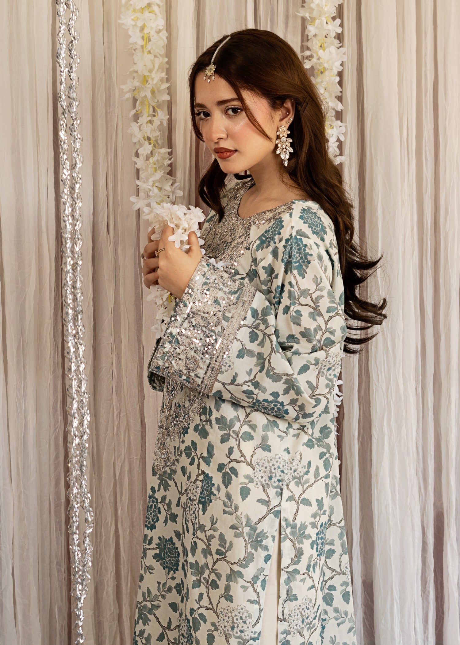 lawn Kurta Set in Off-white, steel blue