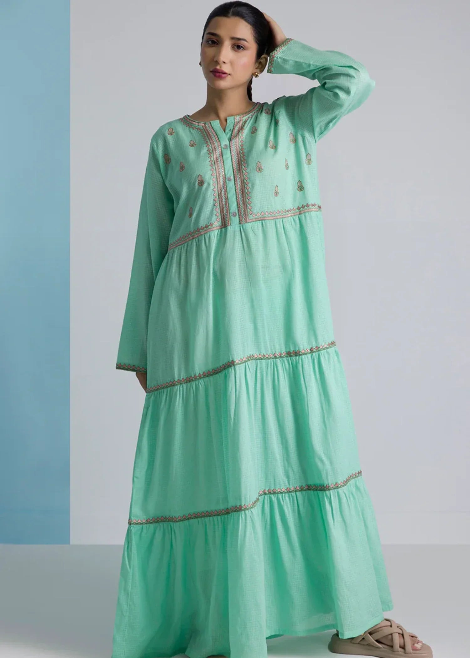 textured lawn Maxi in Pastel green