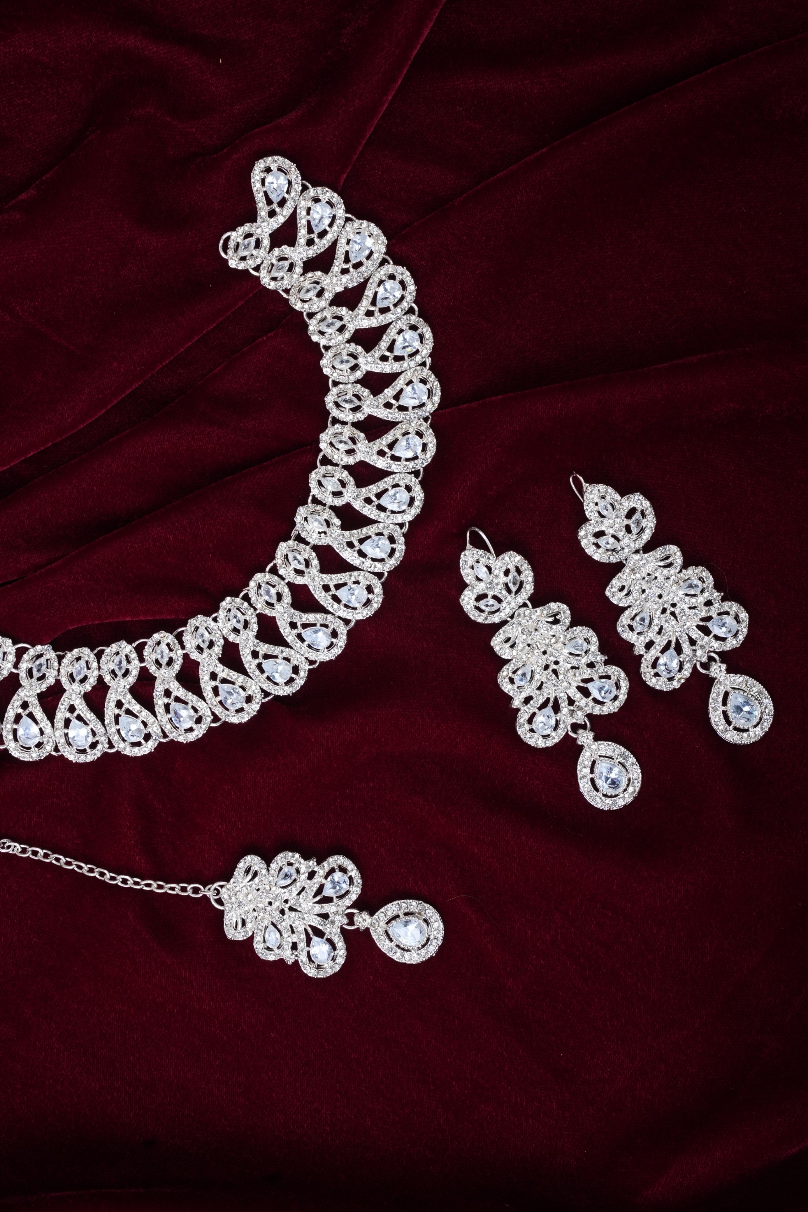 Jewelry Set in Silver Color by - Trendy Women Jewelry Set TIN4591