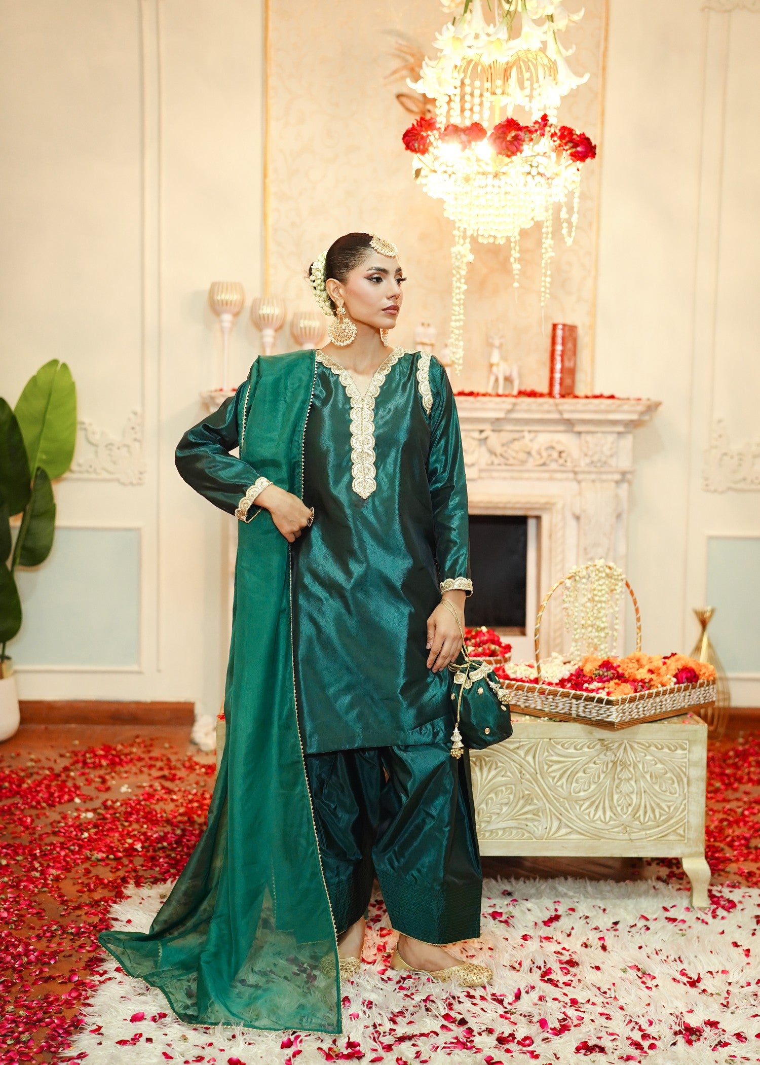 korean raw silk Kurta Set in Green