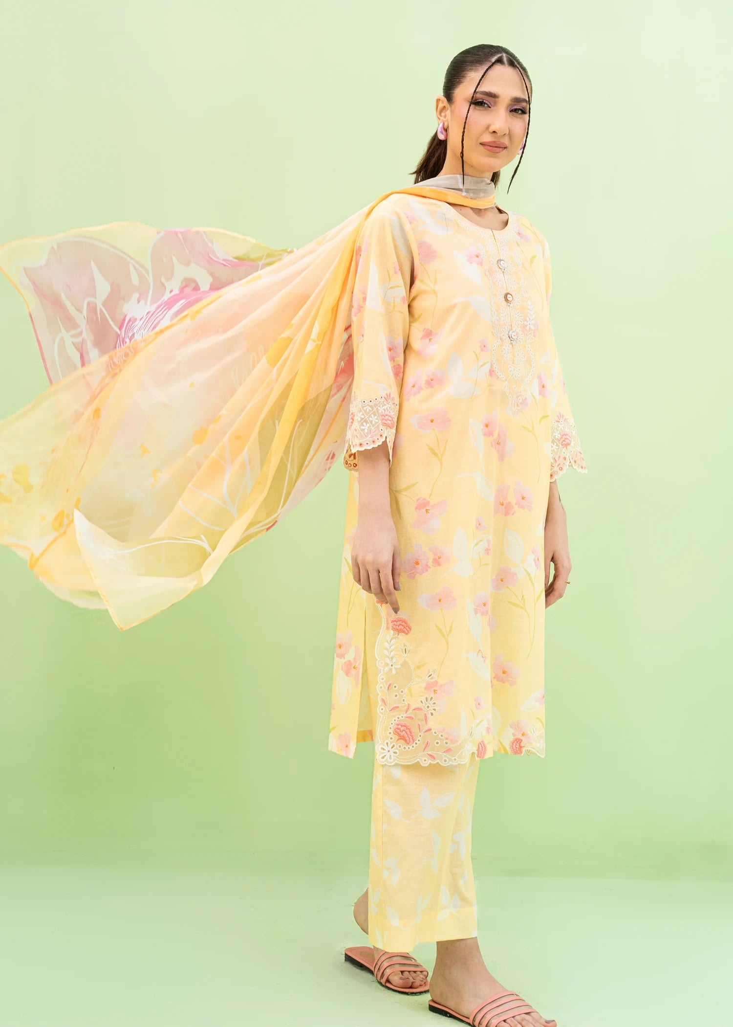 cambric Kurta Set in Butter, floral white, cherry blossom pink