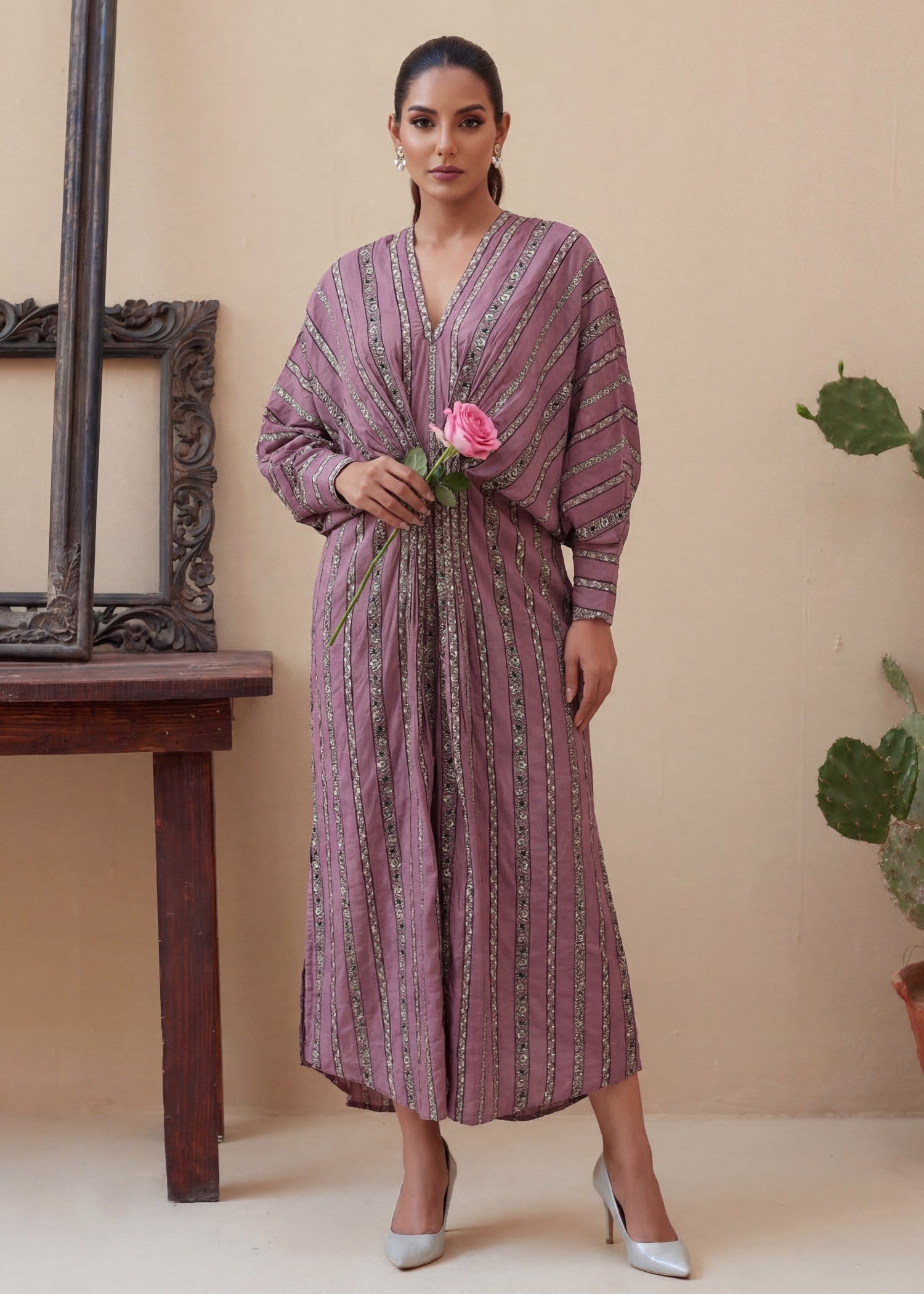 lawn Kaftan in Zinnia pink