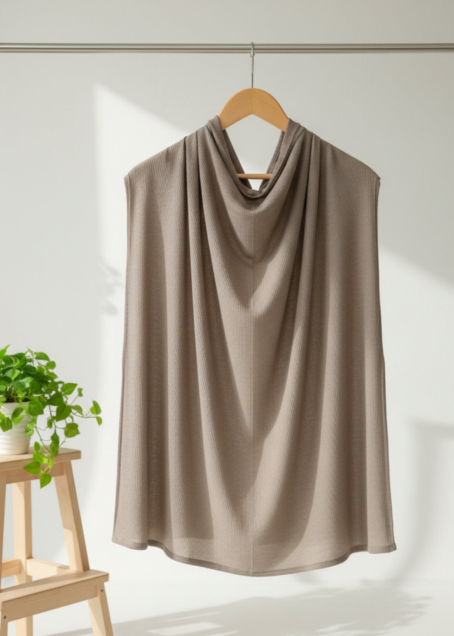 cotton jersey Hijab in Bistre brown