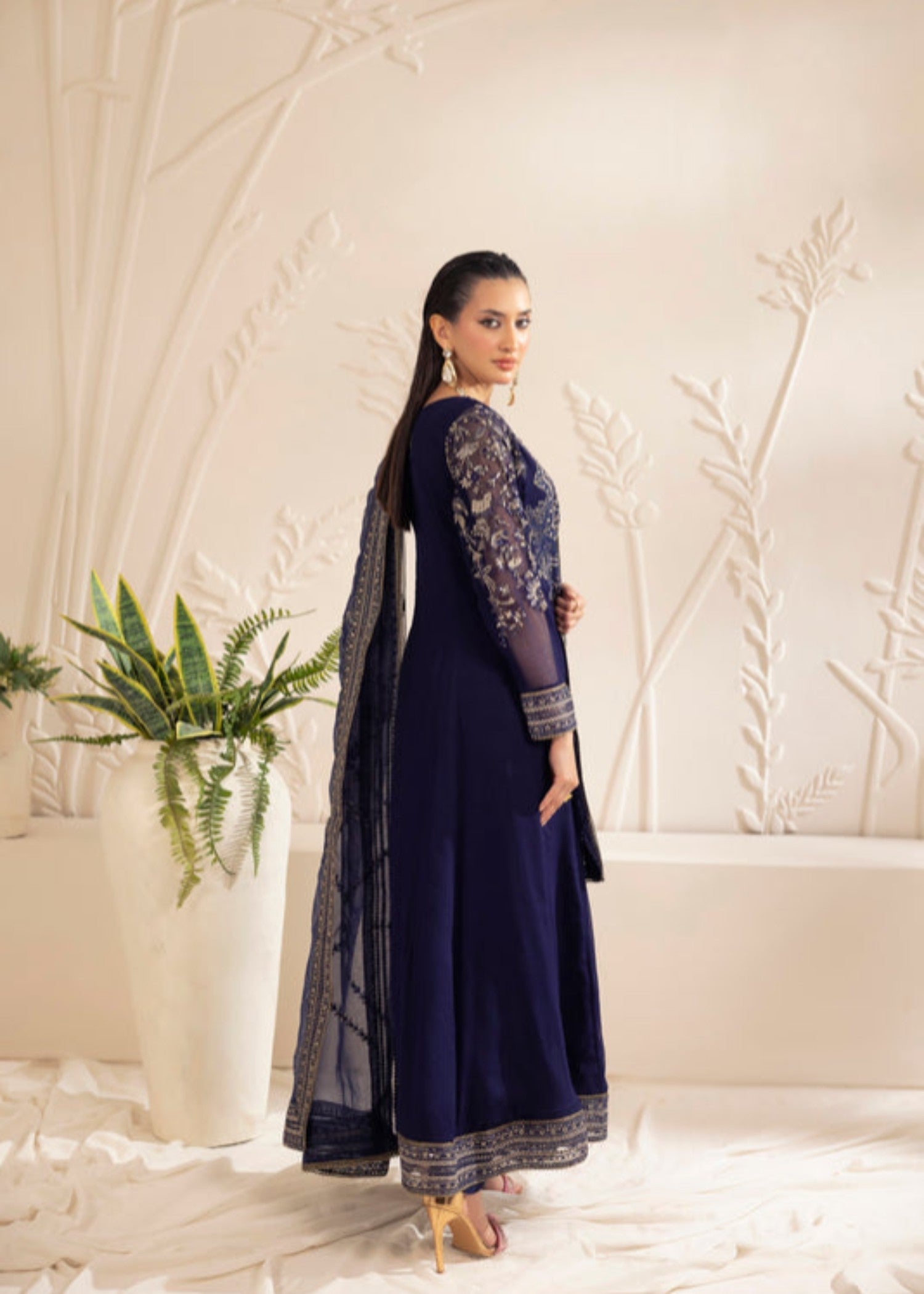 bemberg crinkle chiffon Maxi in Dark cyan