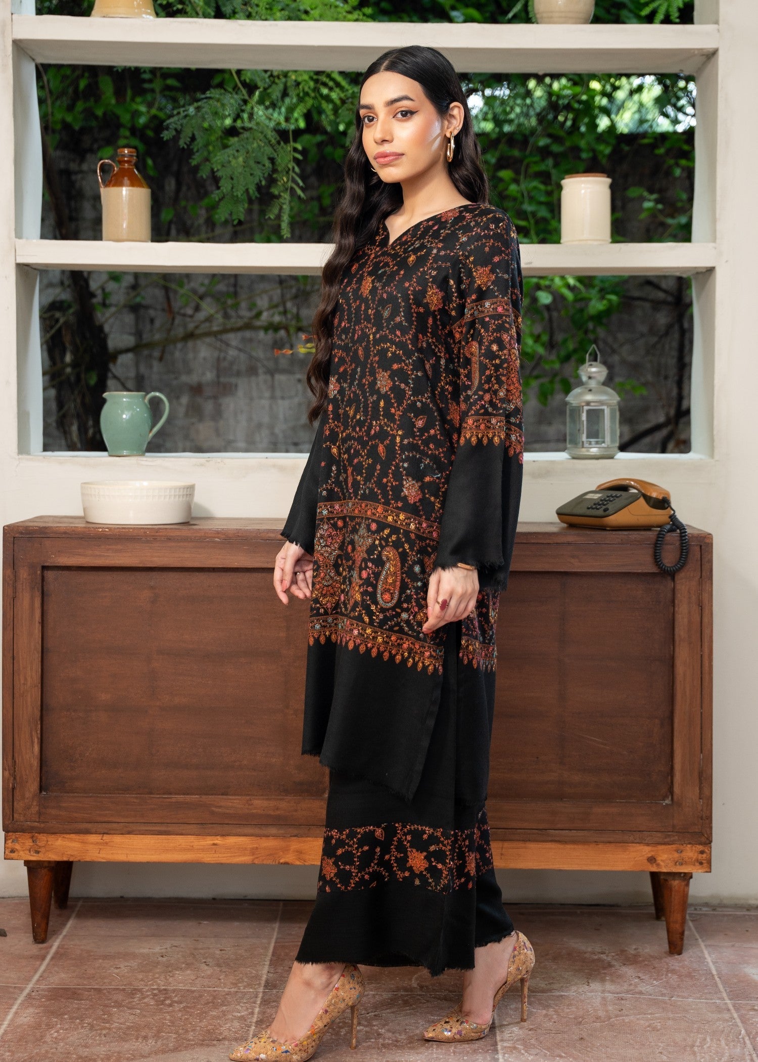 pashmina wool Kurta Set in Black