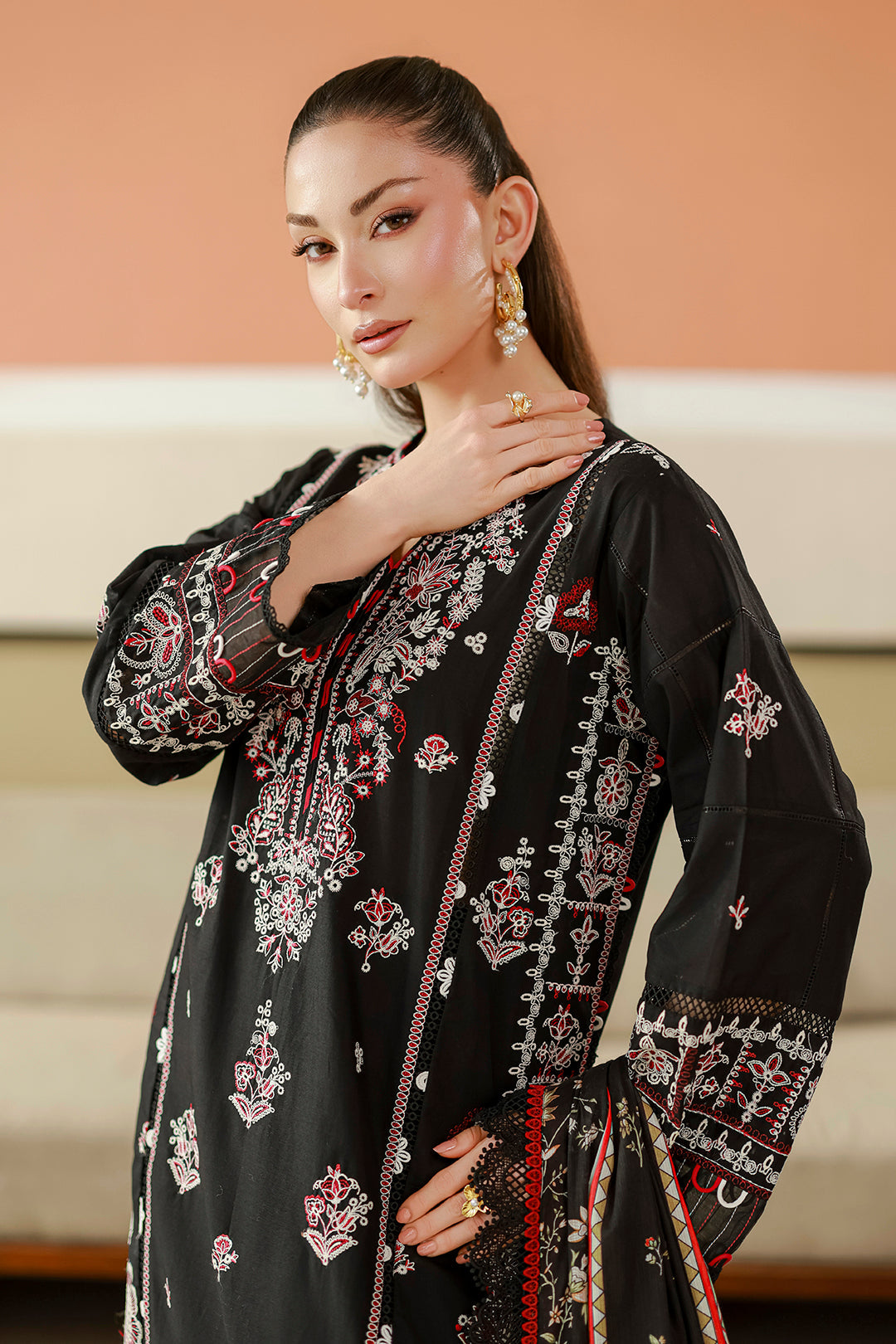 Chikankari Lawn – Z-4076