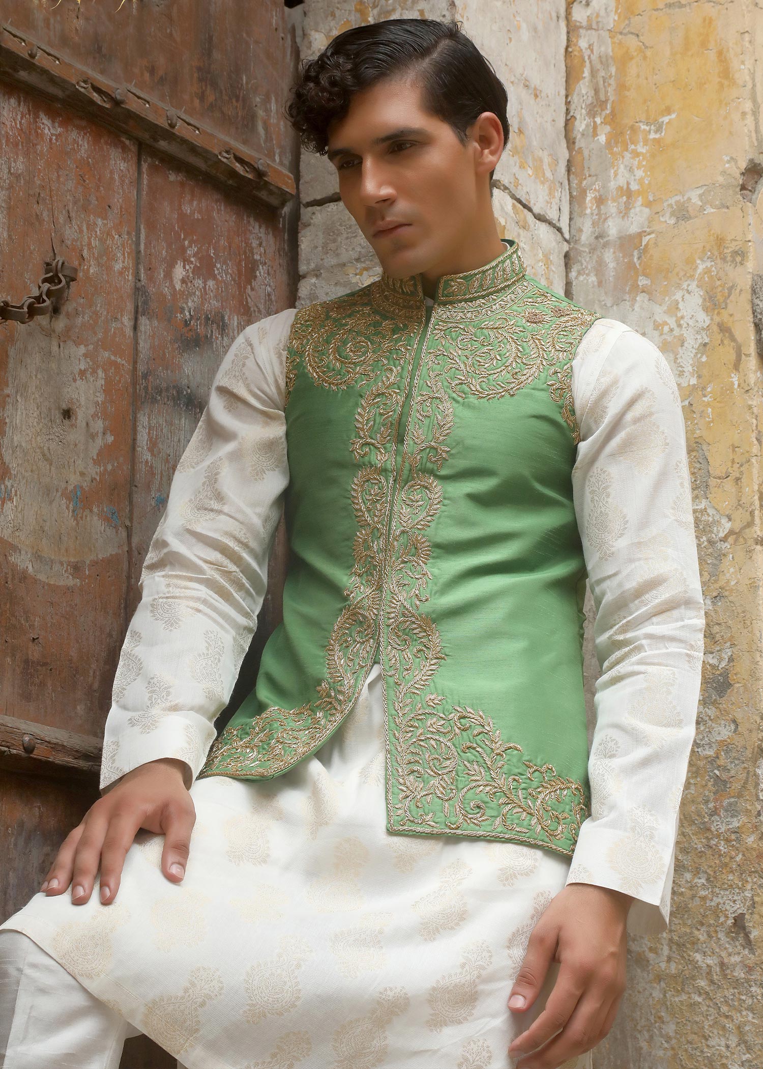 silk Waistcoat in Pistachio green