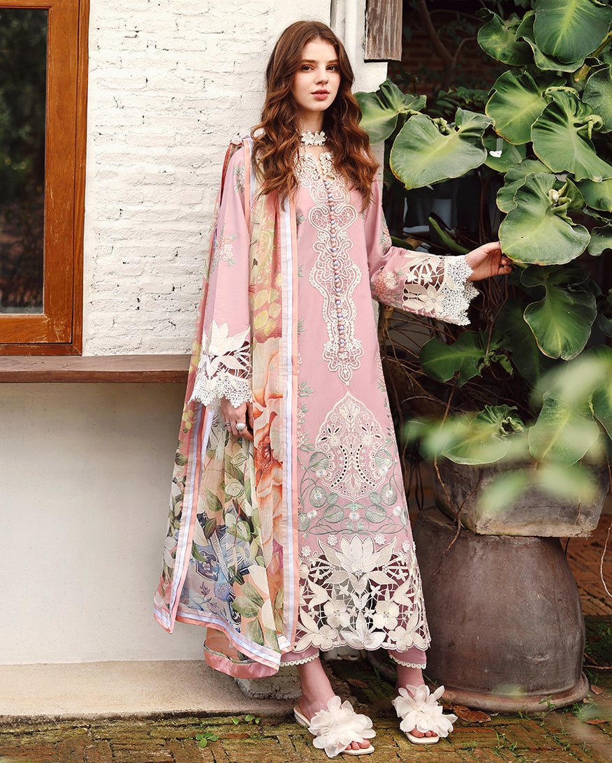 Secret Garden Lawn – Secret Petals