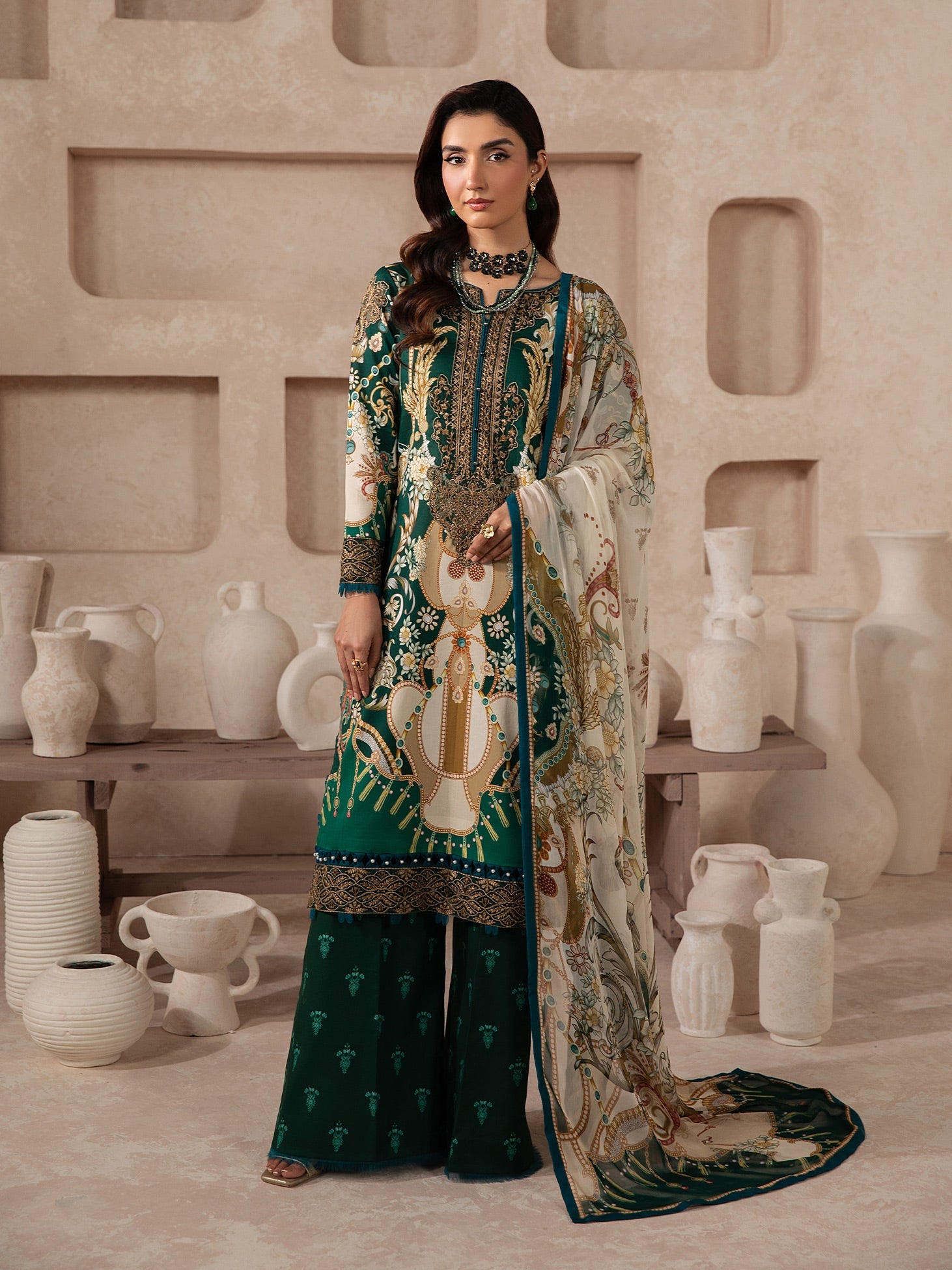 Syra Lawn – Vantae