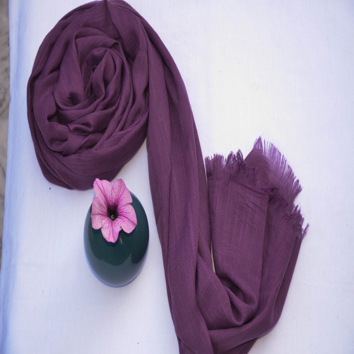 slub lawn Hijab in Purple