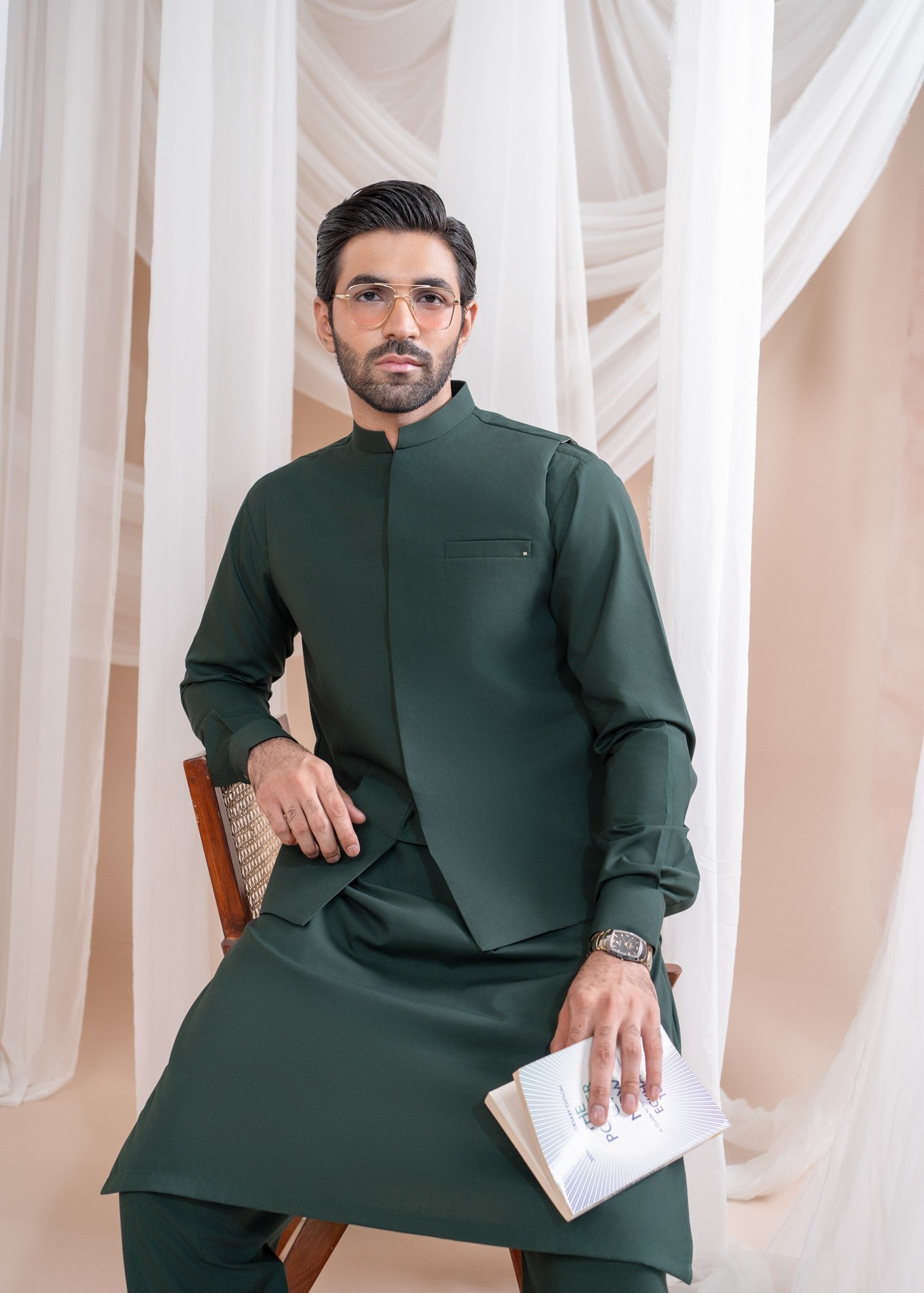 wash & wear Waistcoat in Bottle green by Muraqsh